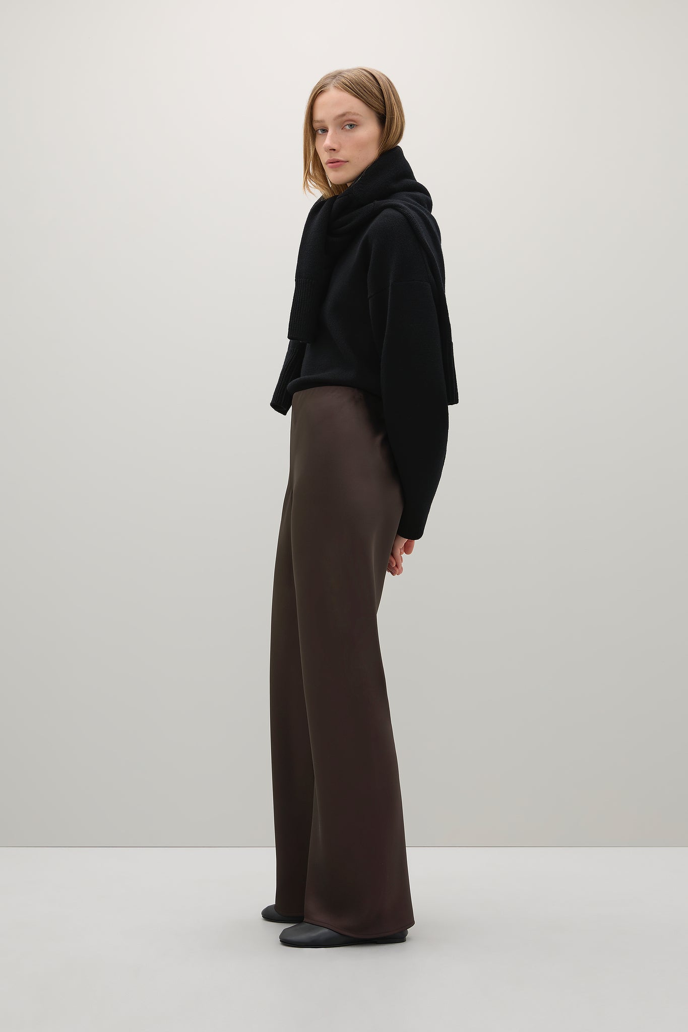 A.EMERY MYRNA PANT IN UMBER | THE NEW TREND