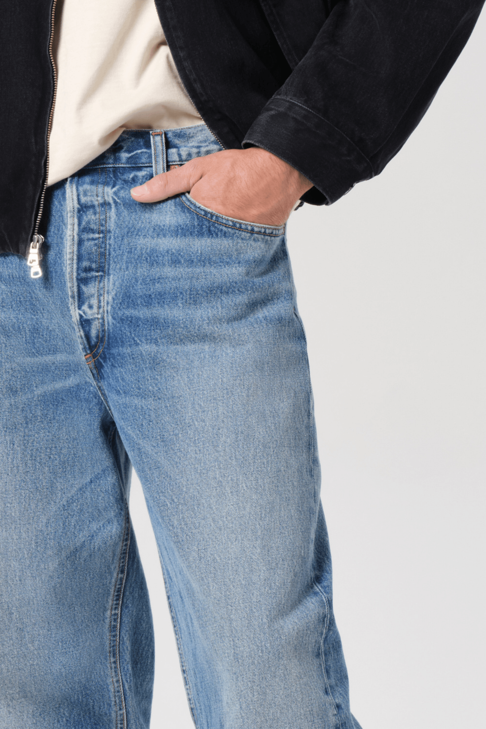 90'S JEAN - 32IN INSEAM