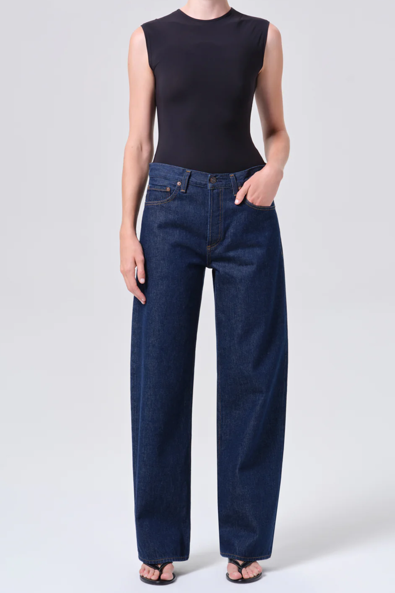 AGOLDE ARC JEAN 32 RINSE | THE NEW TREND