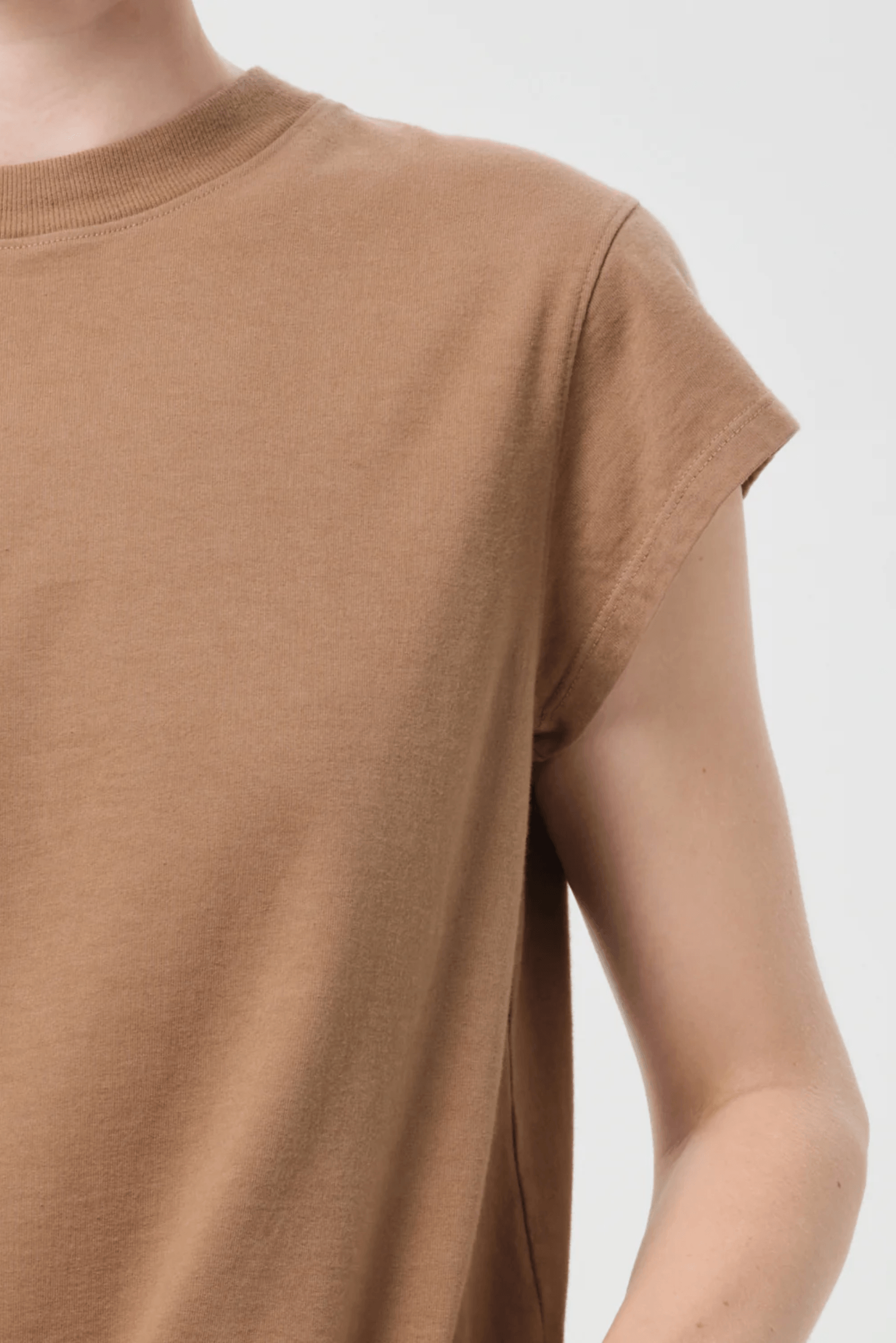 LONG LINE BRYCE CAP SLEEVE TEE