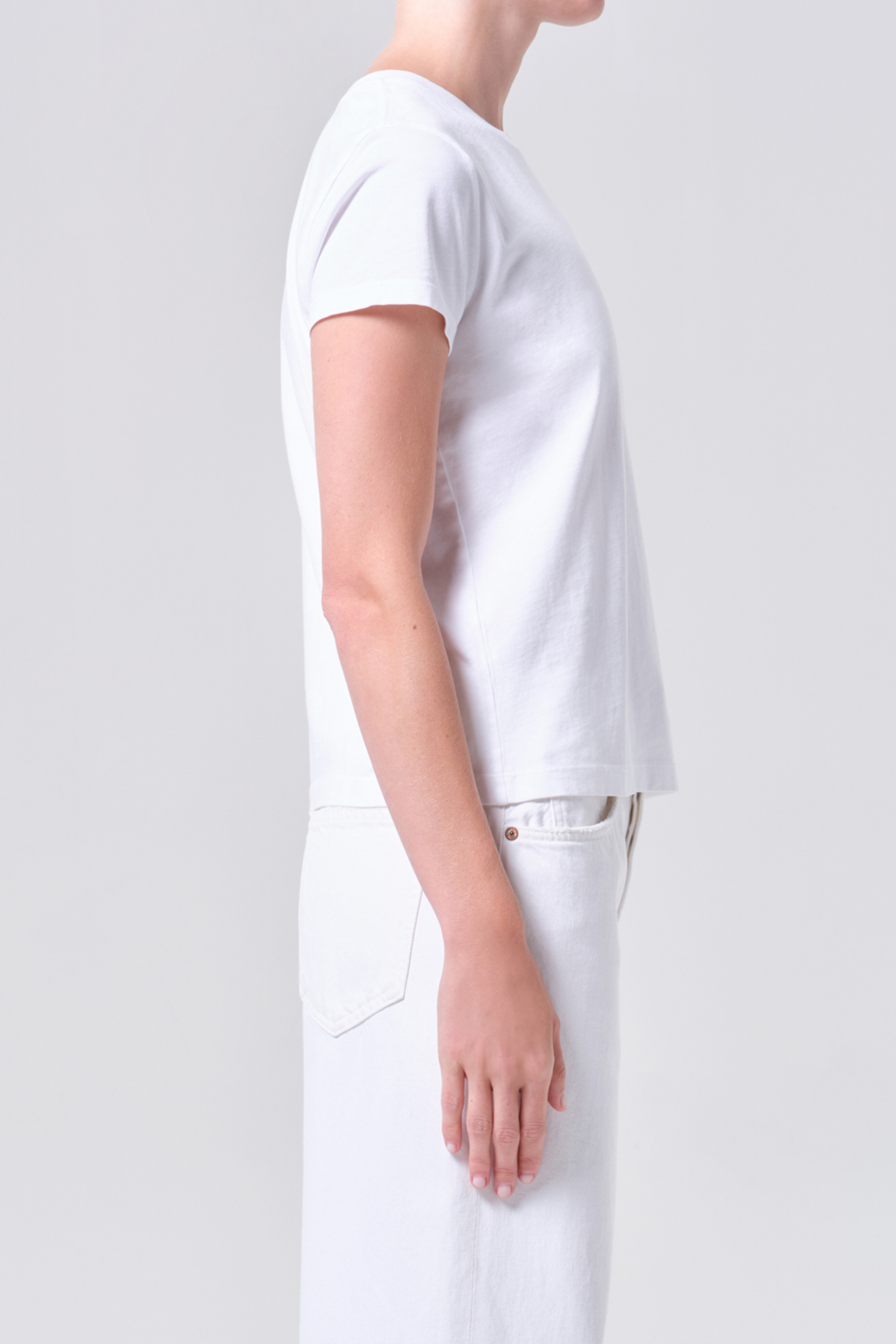 AGOLDE LONG LINE ADINE TEE WHITE | THE NEW TREND