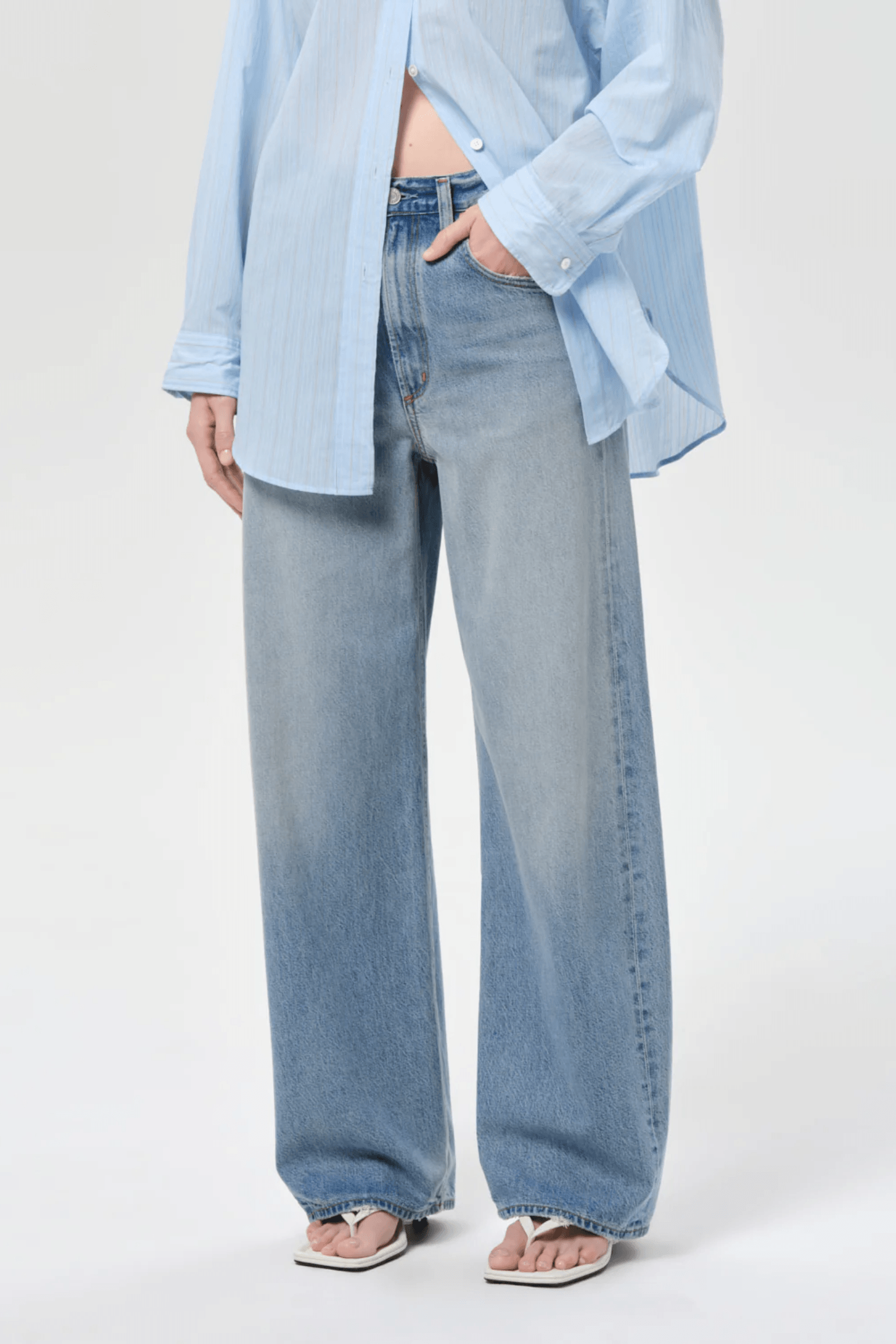 LOW CURVE JEAN