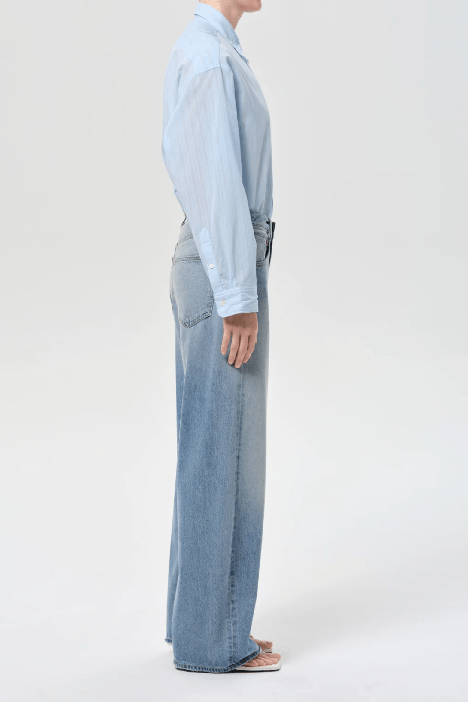LOW CURVE JEAN