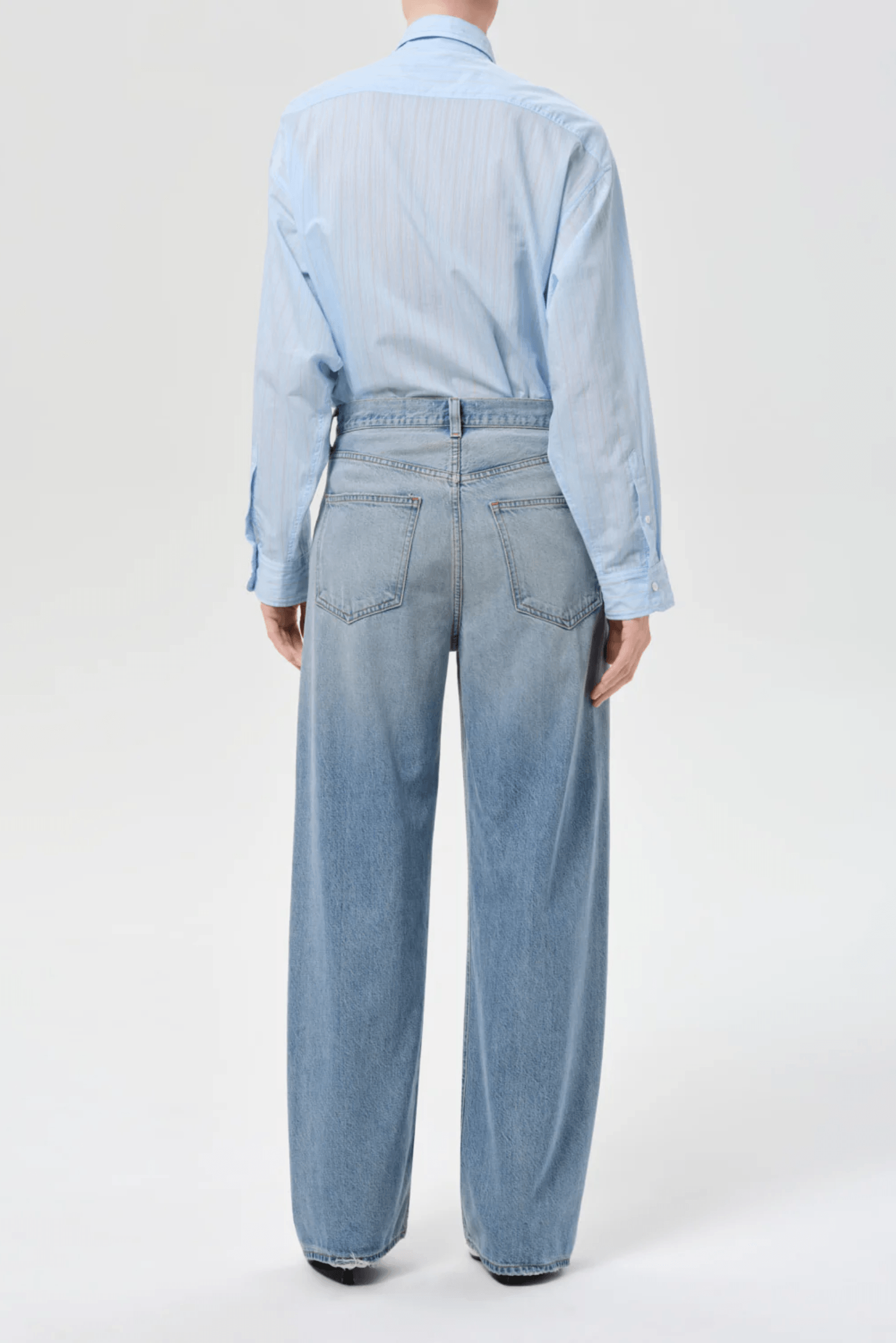 LOW CURVE JEAN