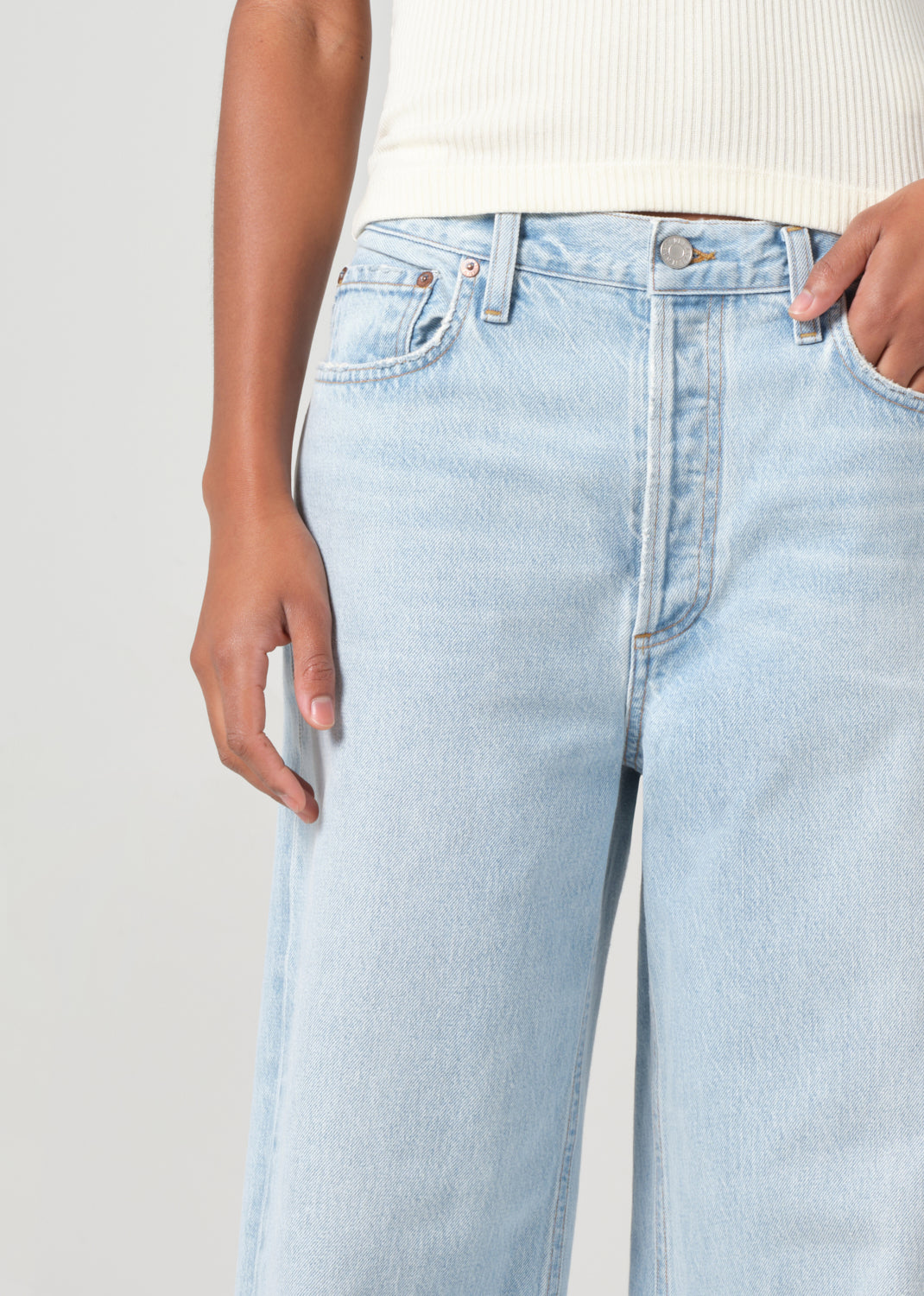 AGOLDE LOW SLUNG BAGGY IN SPARK | THE NEW TREND