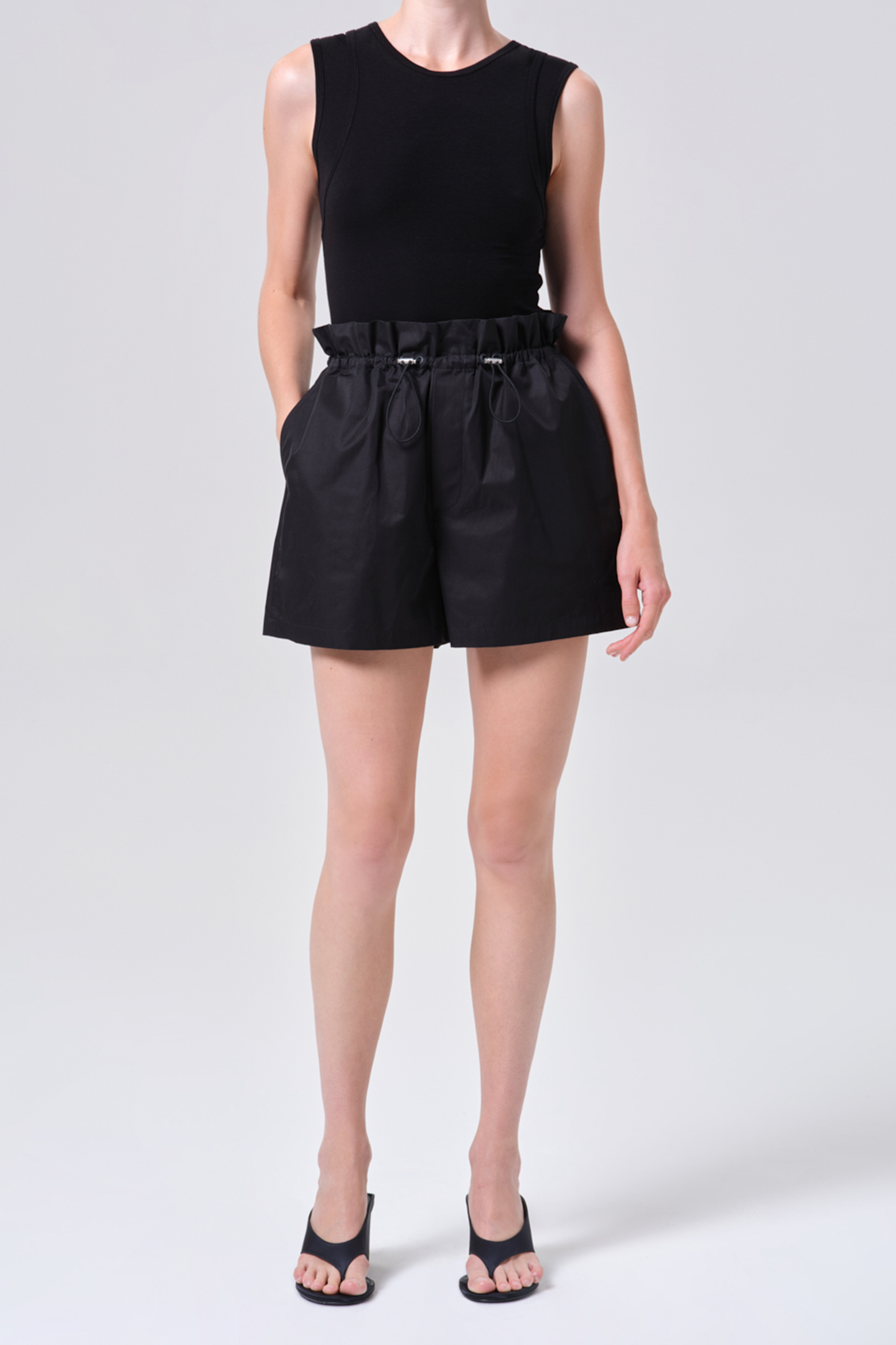 AGOLDE LYDIA SHORT BLACK | THE NEW TREND
