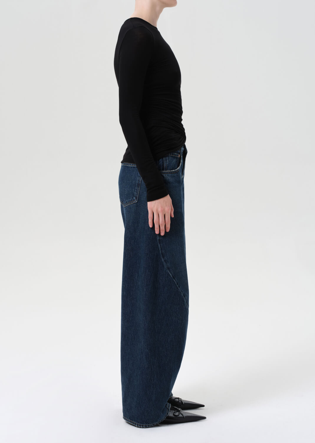AGOLDE TWIST JEAN IN NEXUS | THE NEW TREND