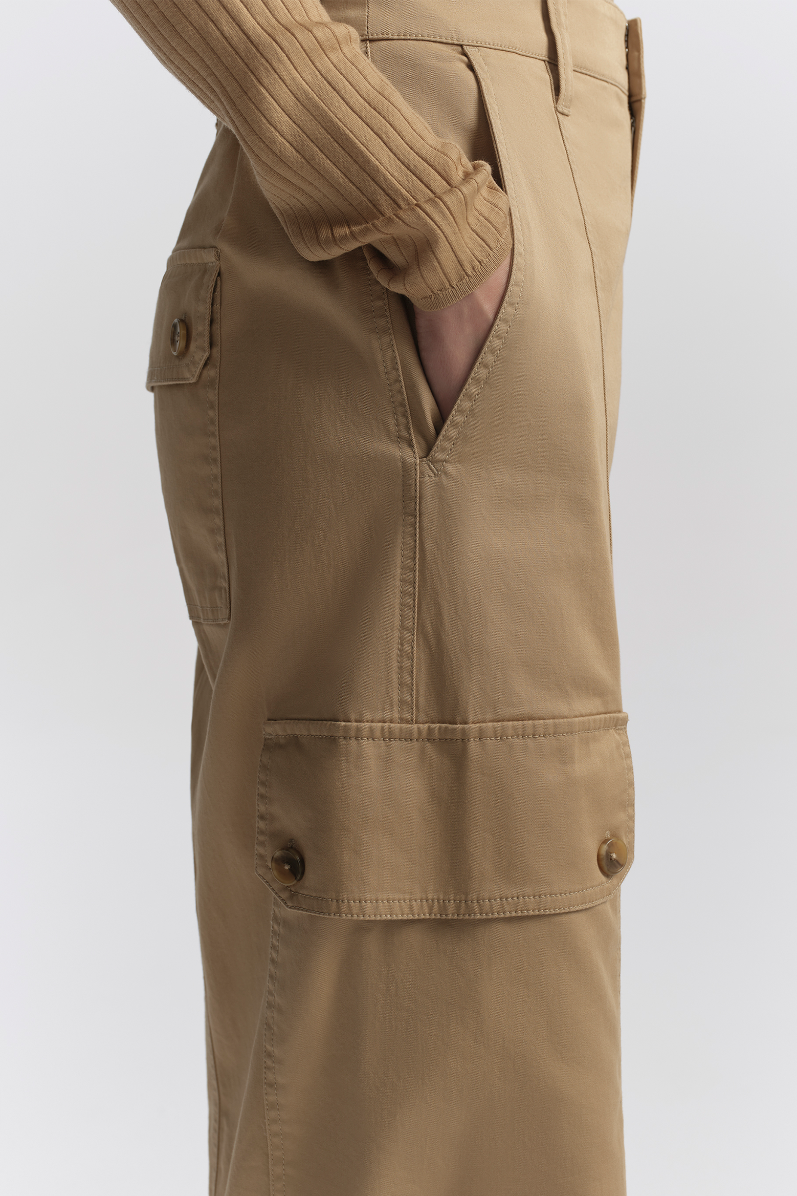 A.L.C CARTER PANT BARK | THE NEW TREND