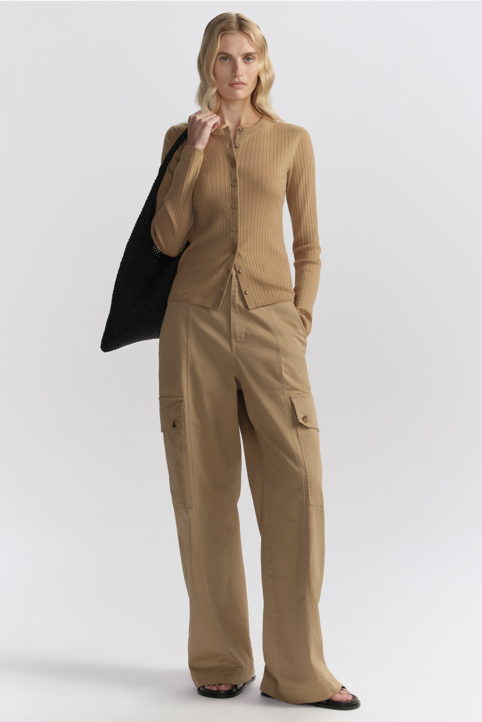 A.L.C CARTER PANT BARK | THE NEW TREND