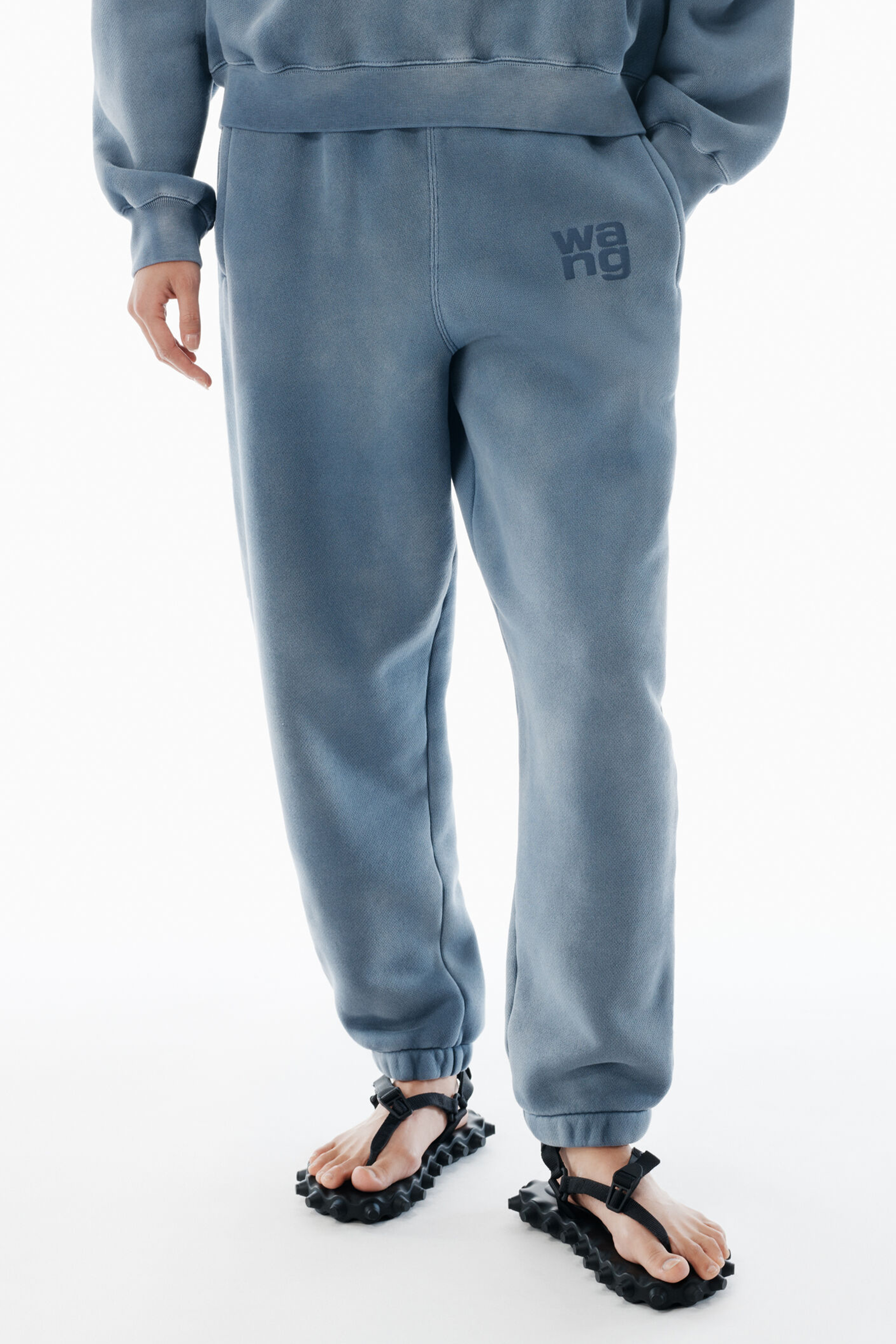 ALEXANDER WANG ESSENTIAL TERRY CLASSIC SWEATPANT PUFF PAINT LOGO | THE NEW TREND