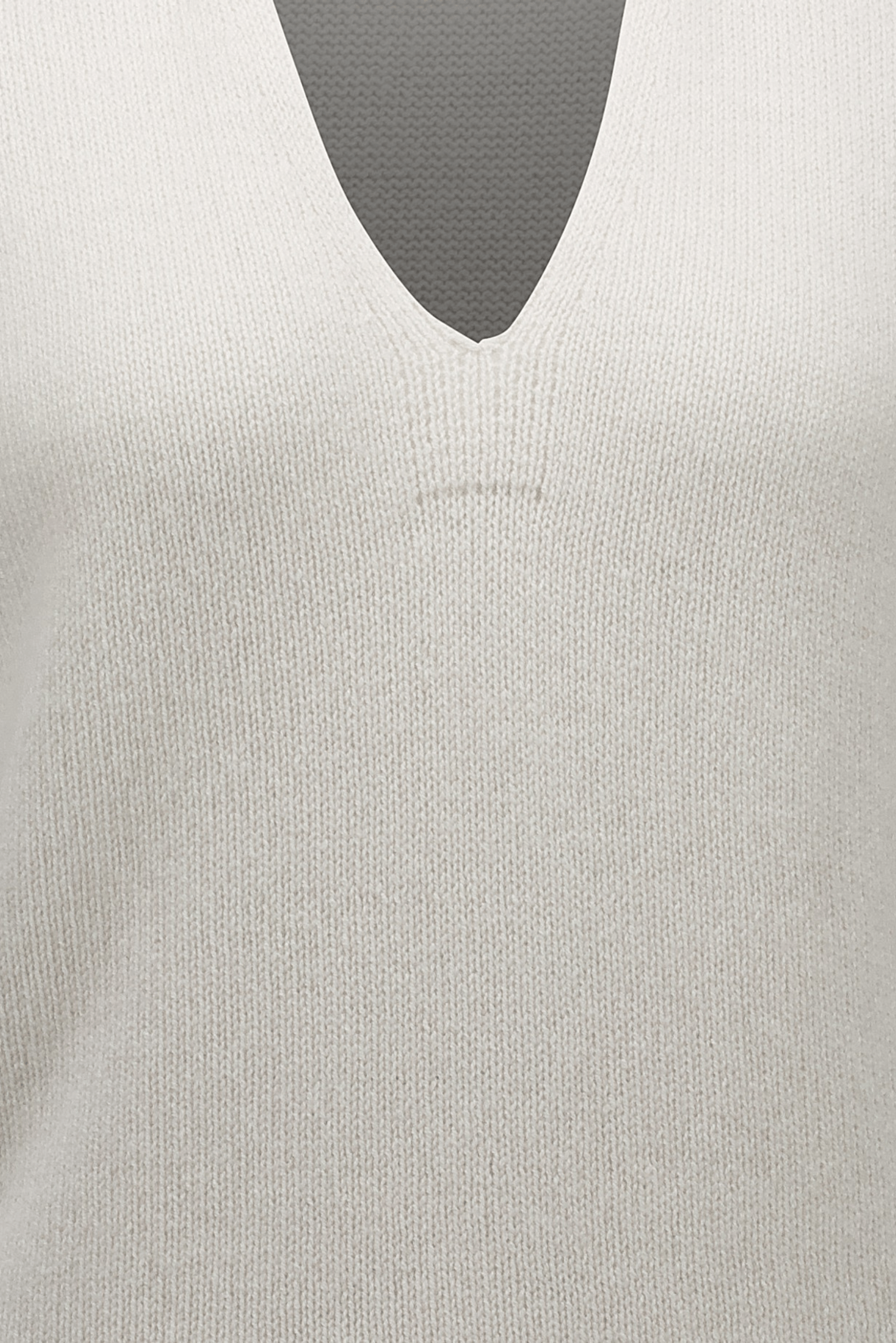 POLONECK SLEEVELESS SWEATER