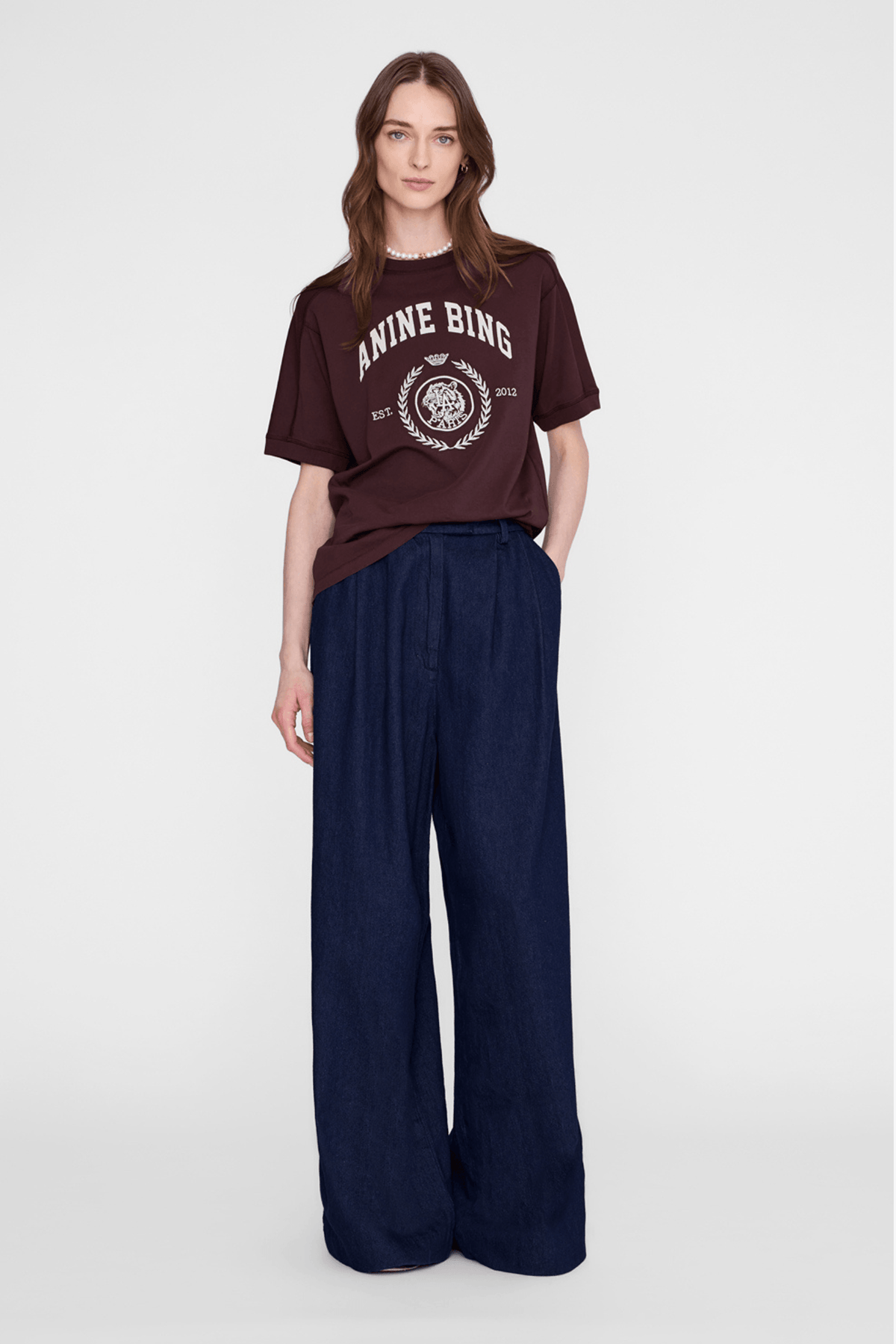 JAYLIN TEE COLLEGIATE