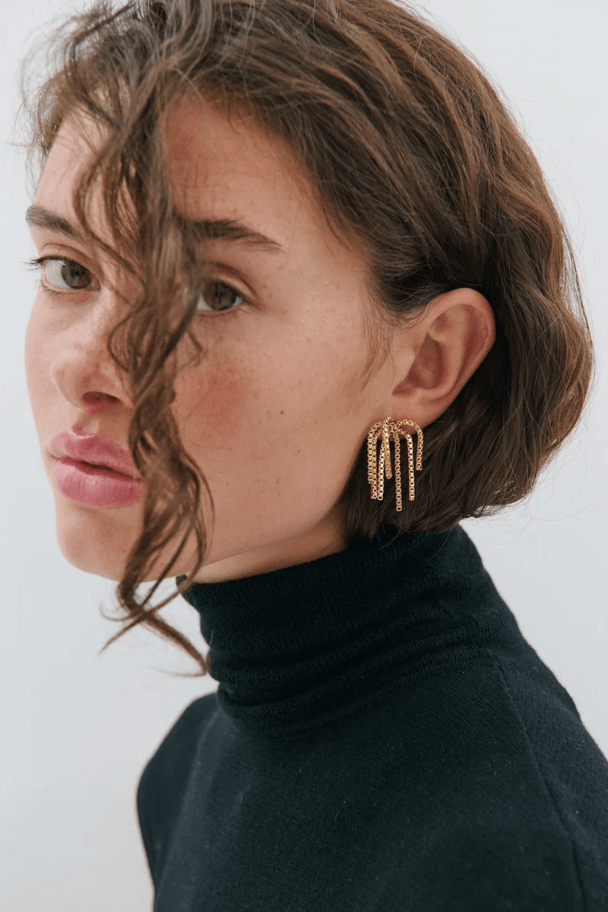 HALO EARRING