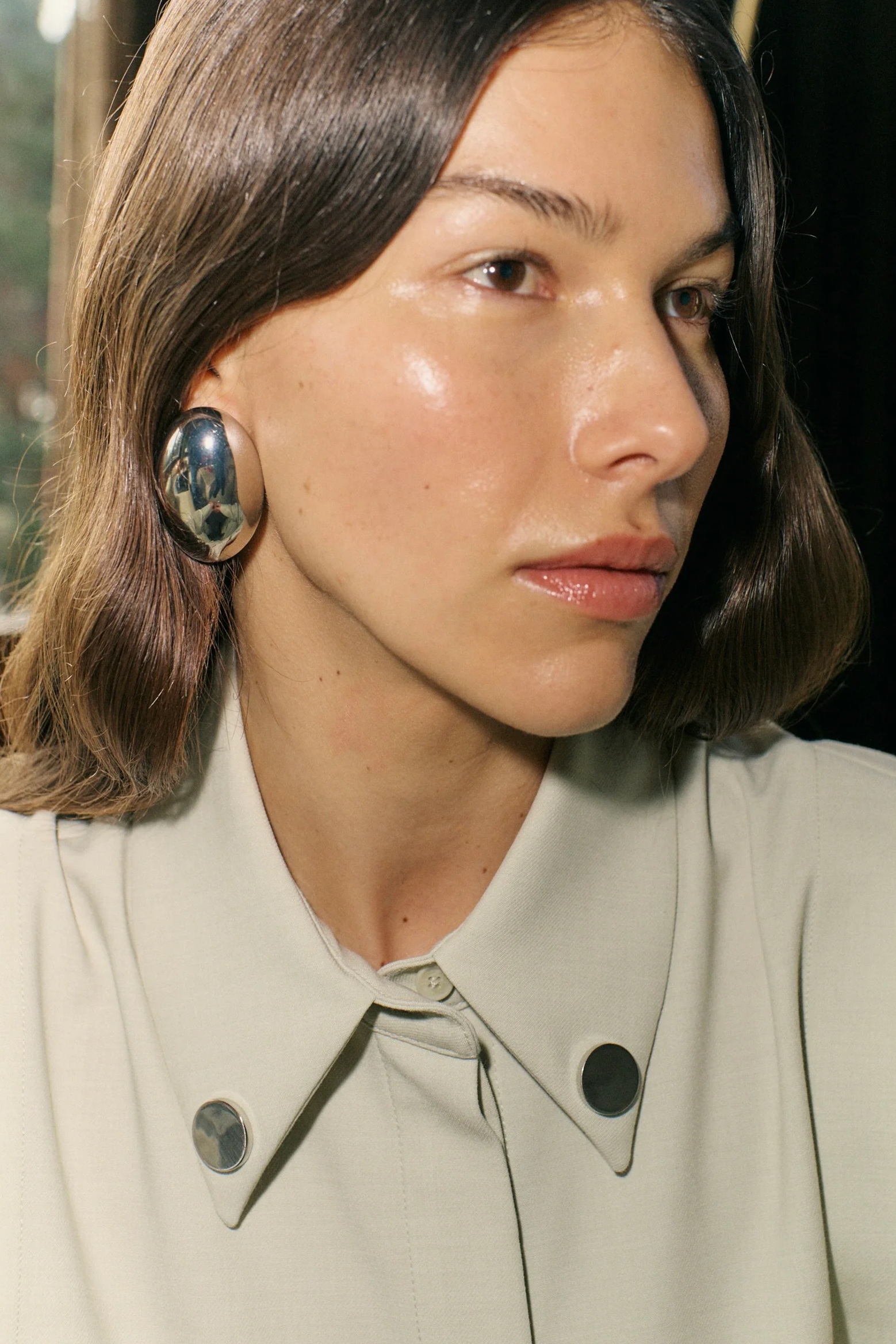 ANNA ROSSI OVALE EARRING GUNMETAL | THE NEW TREND