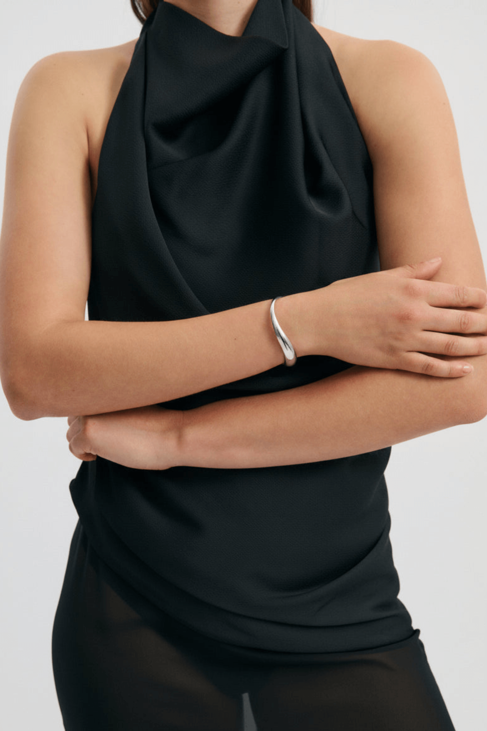 WAVE BANGLE CUFF