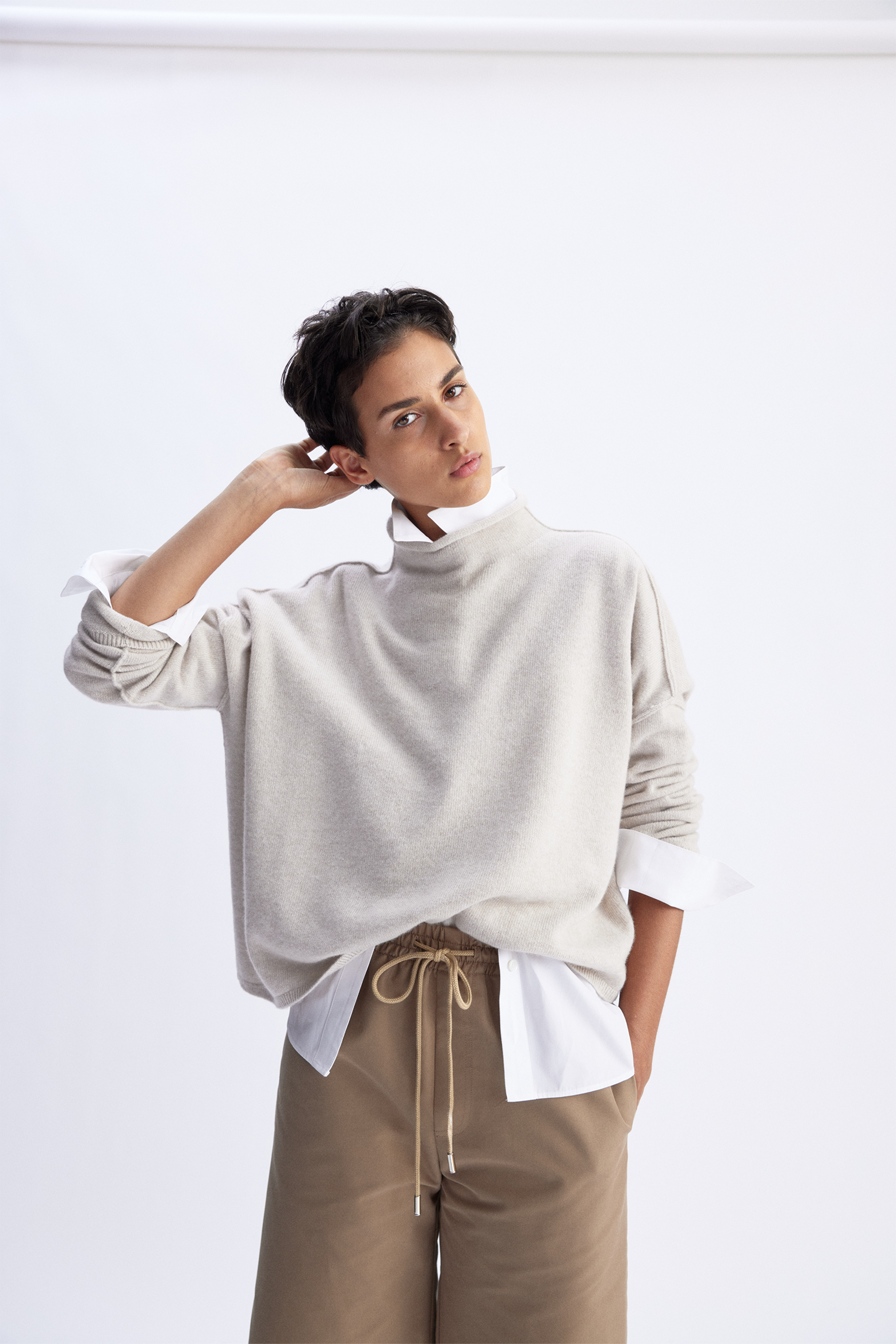 PENN ROLL NECK TOP
