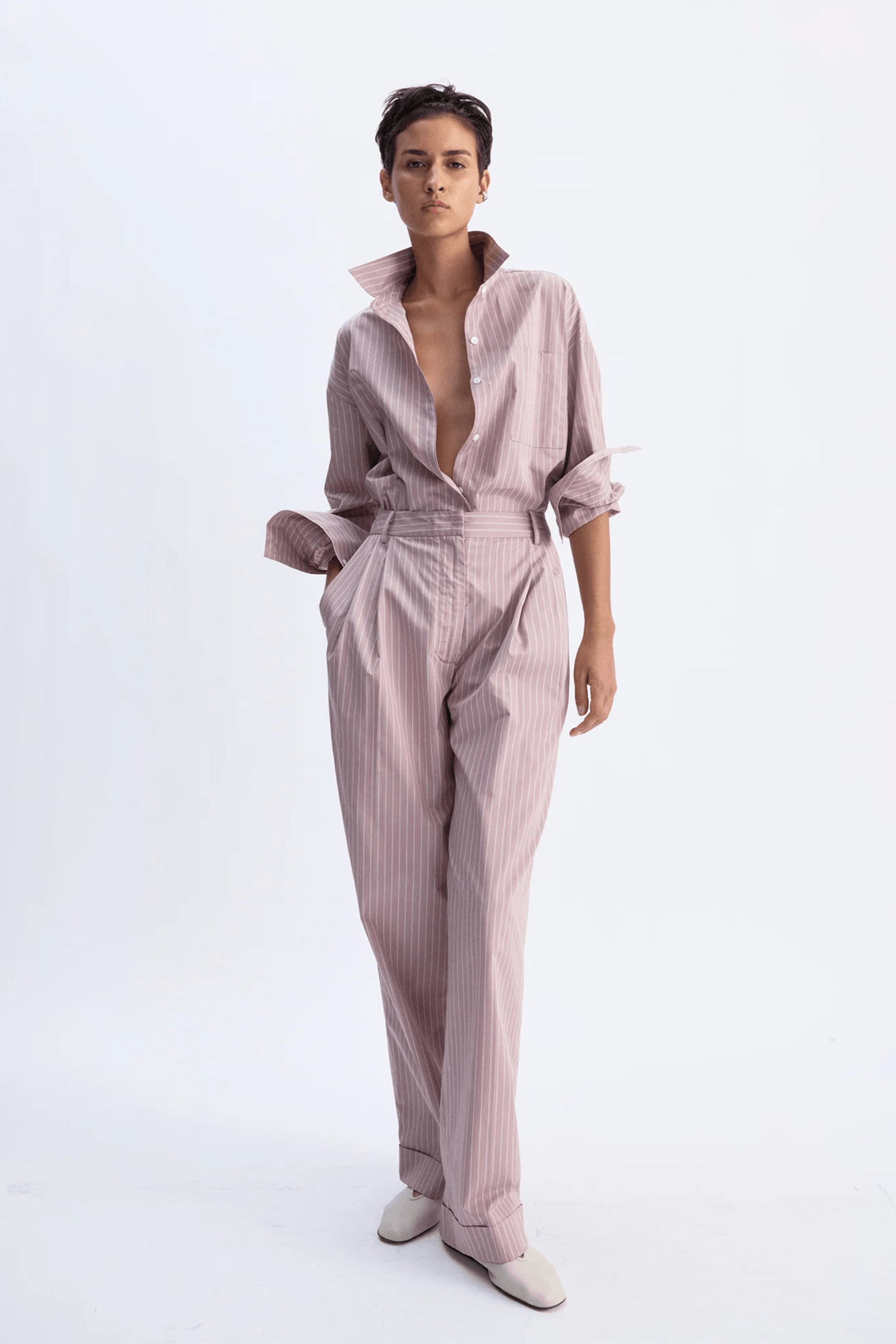 SPENCER PLEATED PANTS