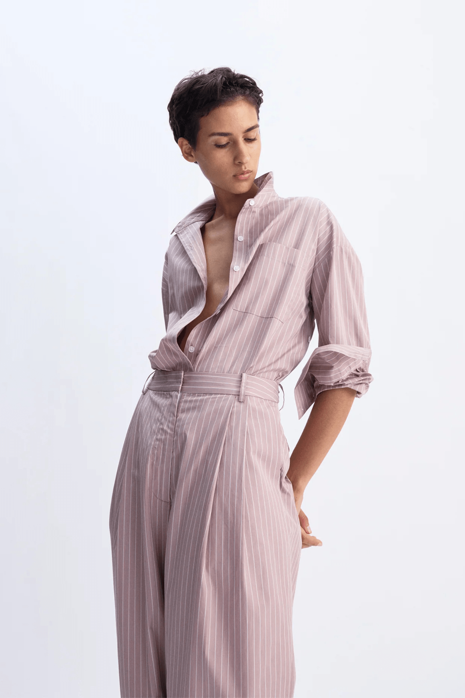 SPENCER PLEATED PANTS