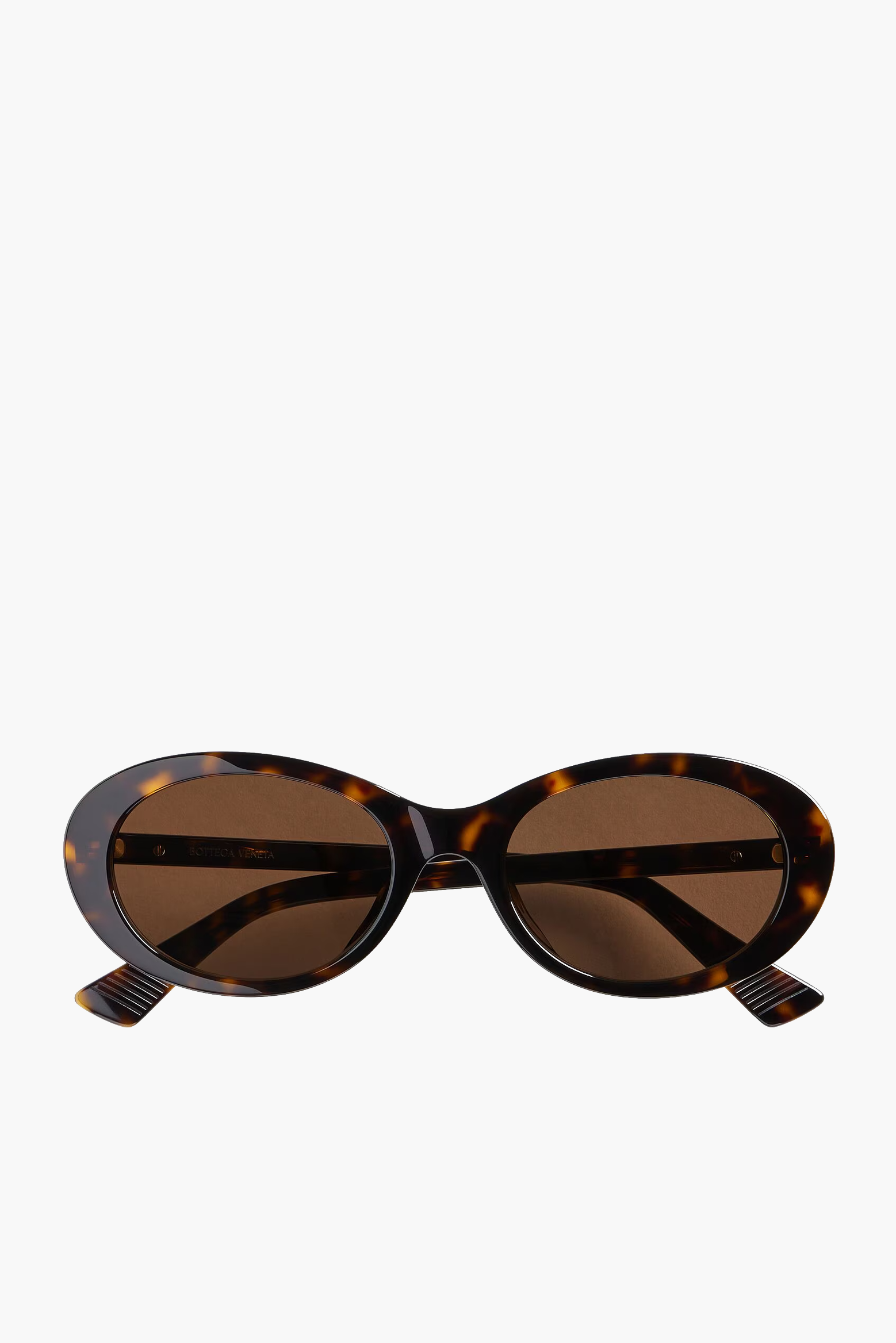 BOTTEGA VENETA CLASSIC OVAL SUNGLASSES | THE NEW TREND