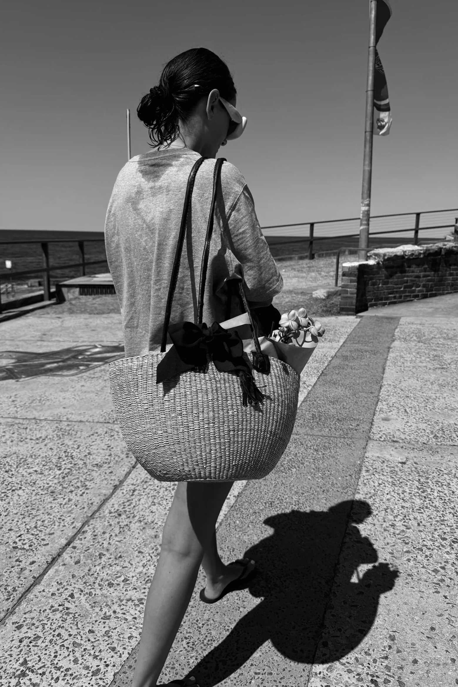 LONG HANDLE BASKET BAG