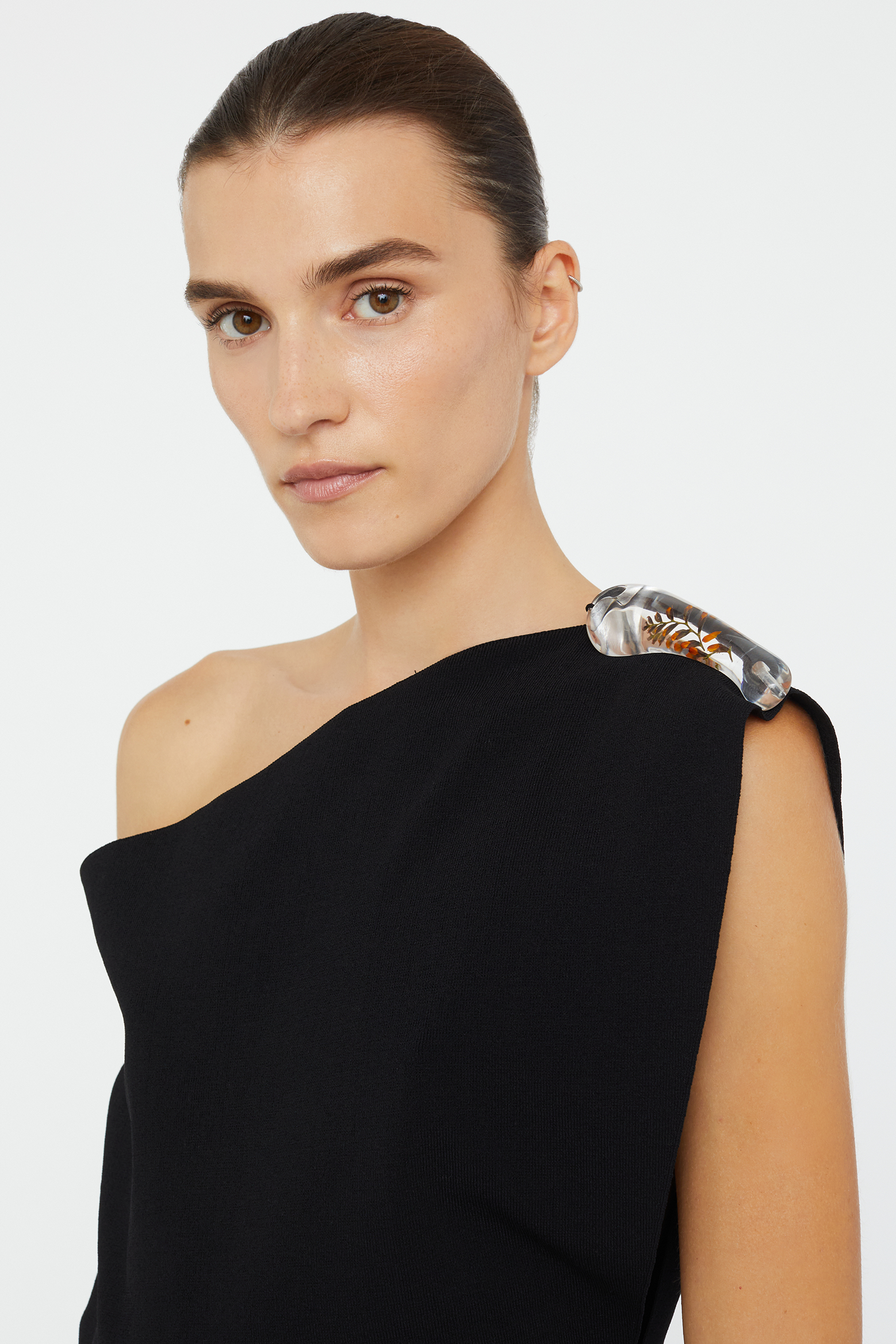 CHRISTOPHER ESBER ENCASED NATURE RESIN KNIT SHOULDER TOP | THE NEW TREND