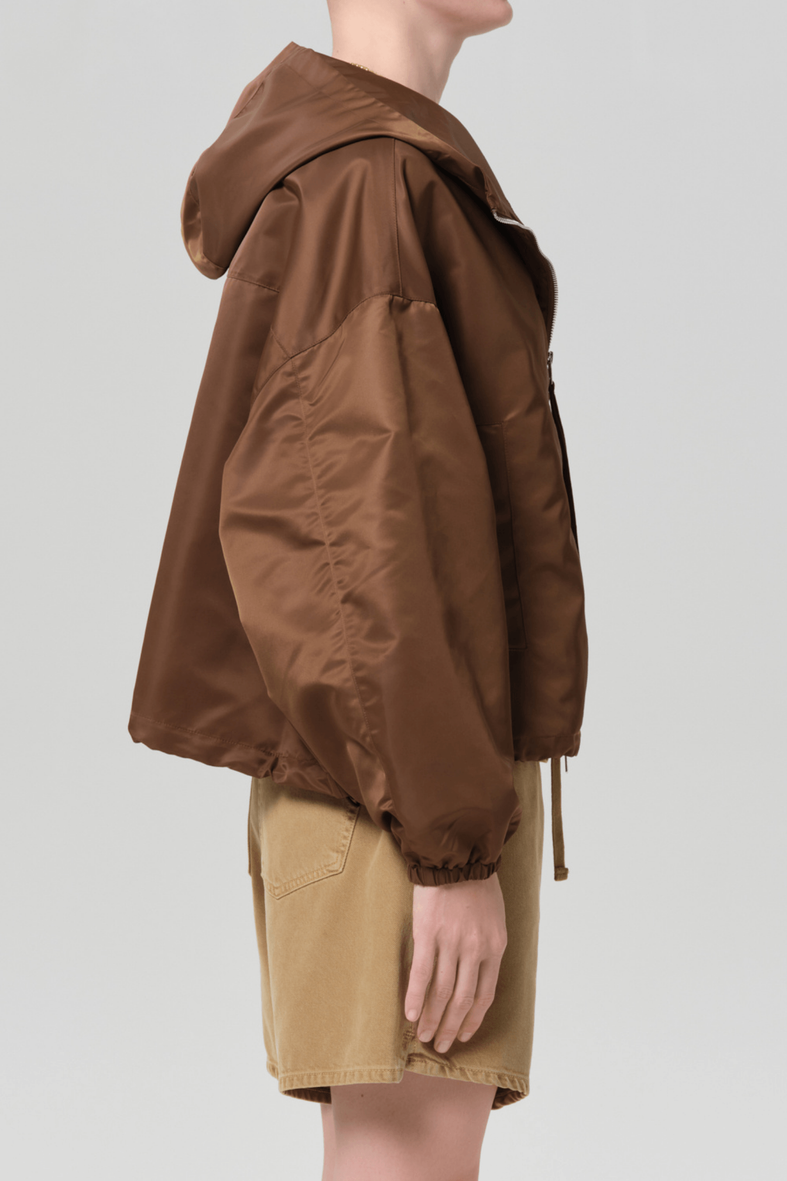 CROPPED NYLON WINDBREAKER