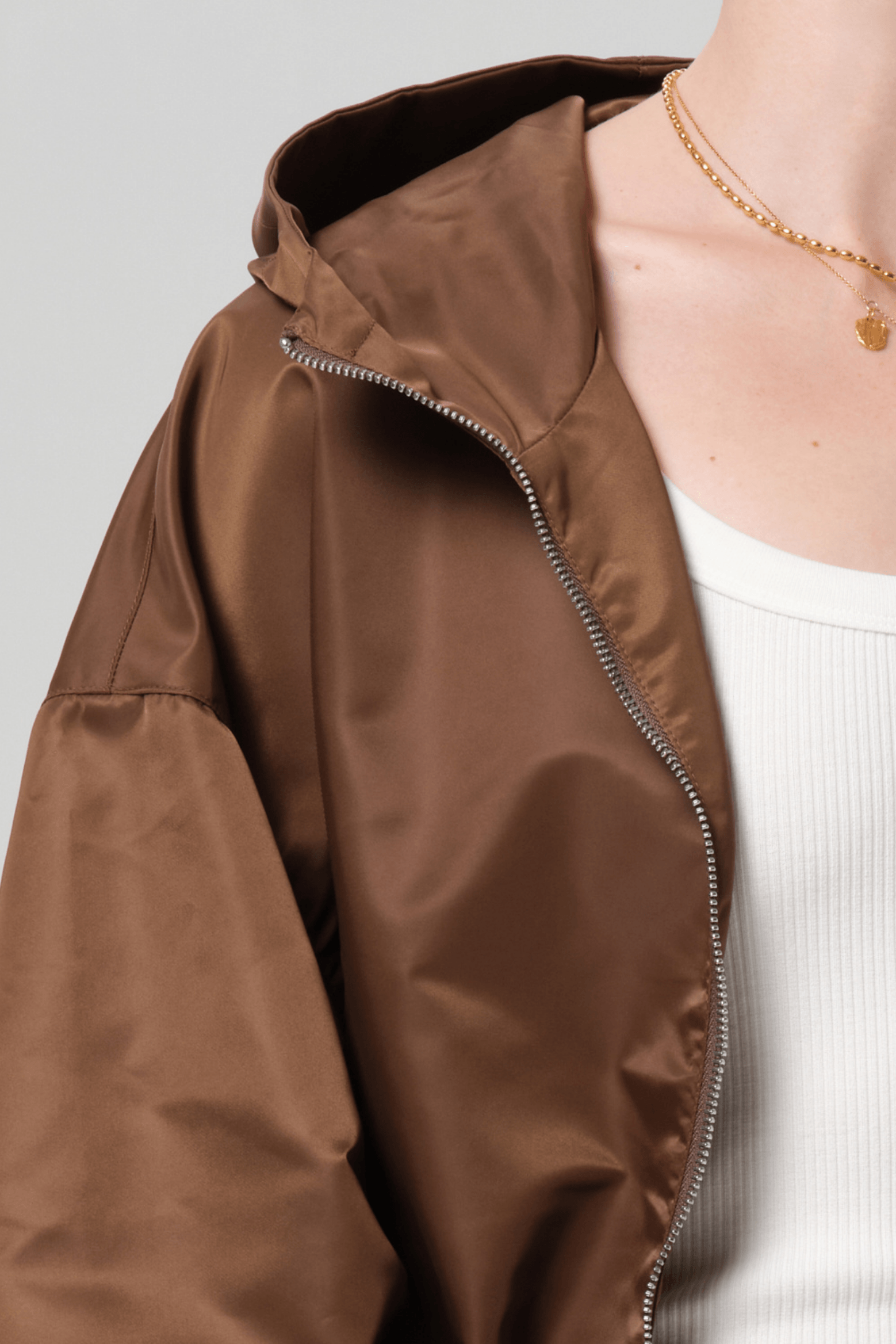 CROPPED NYLON WINDBREAKER