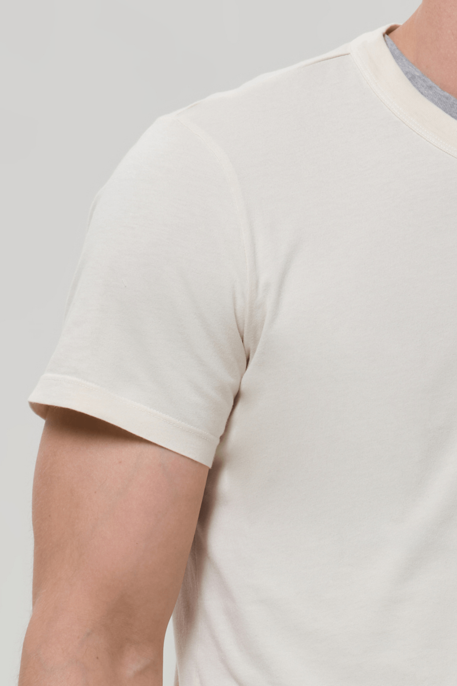 EVERYDAY TEE