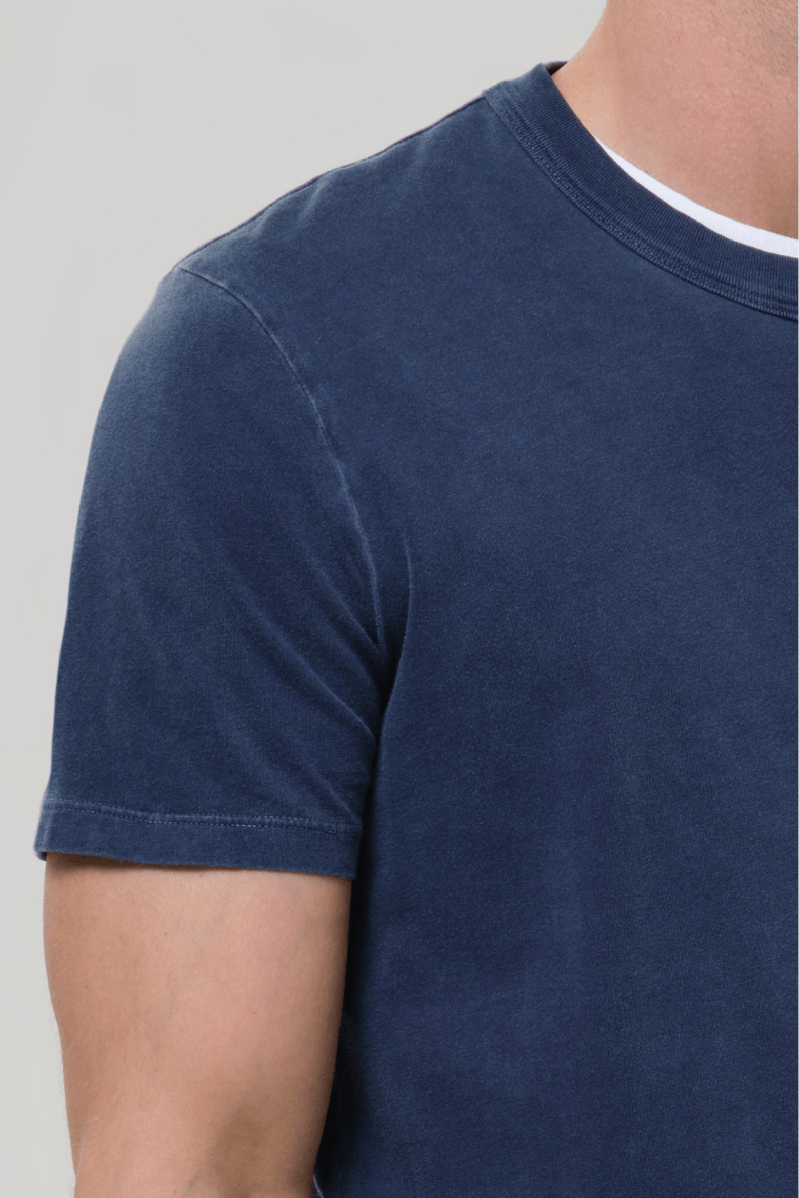 EVERYDAY TEE