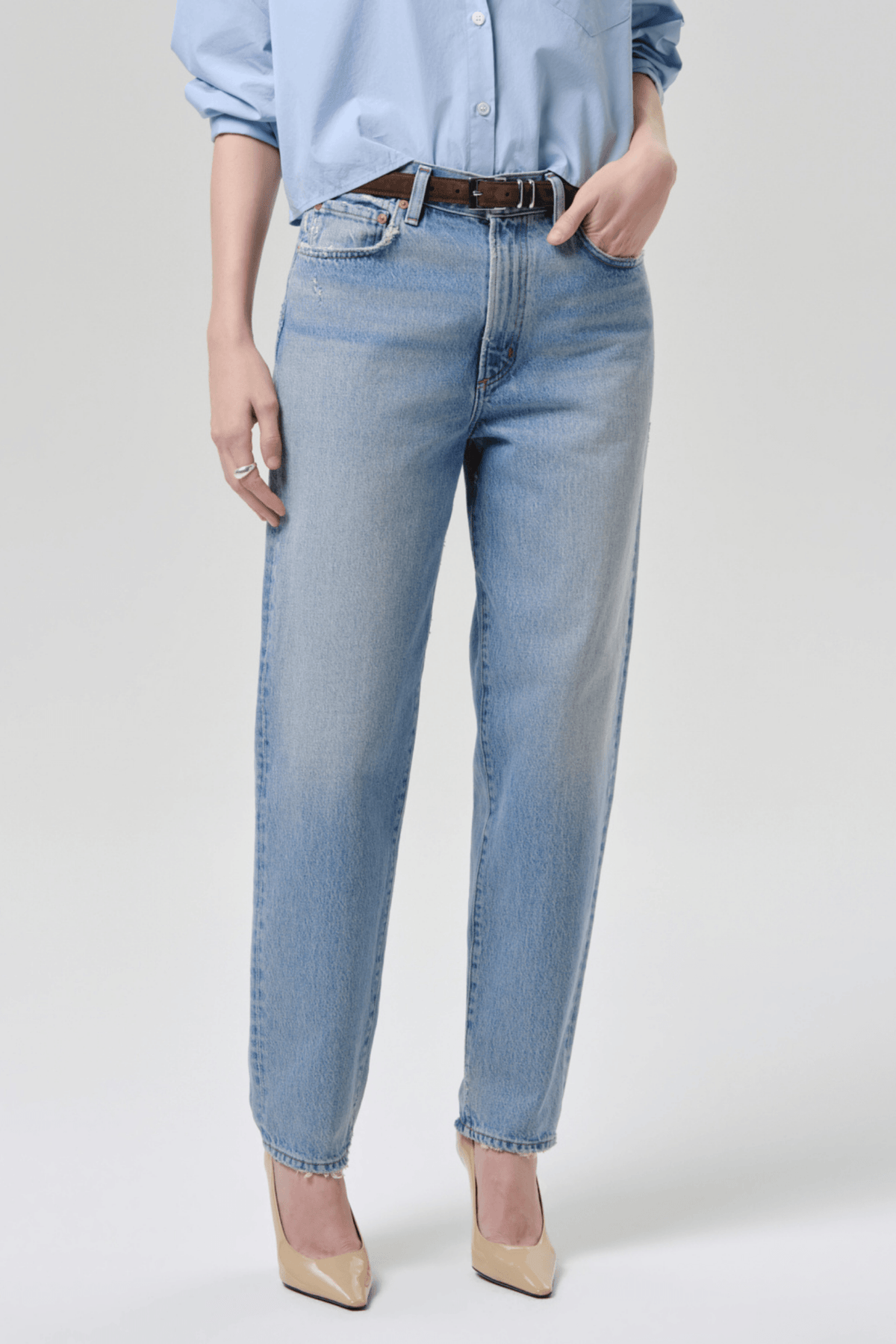 THE TAPER JEAN