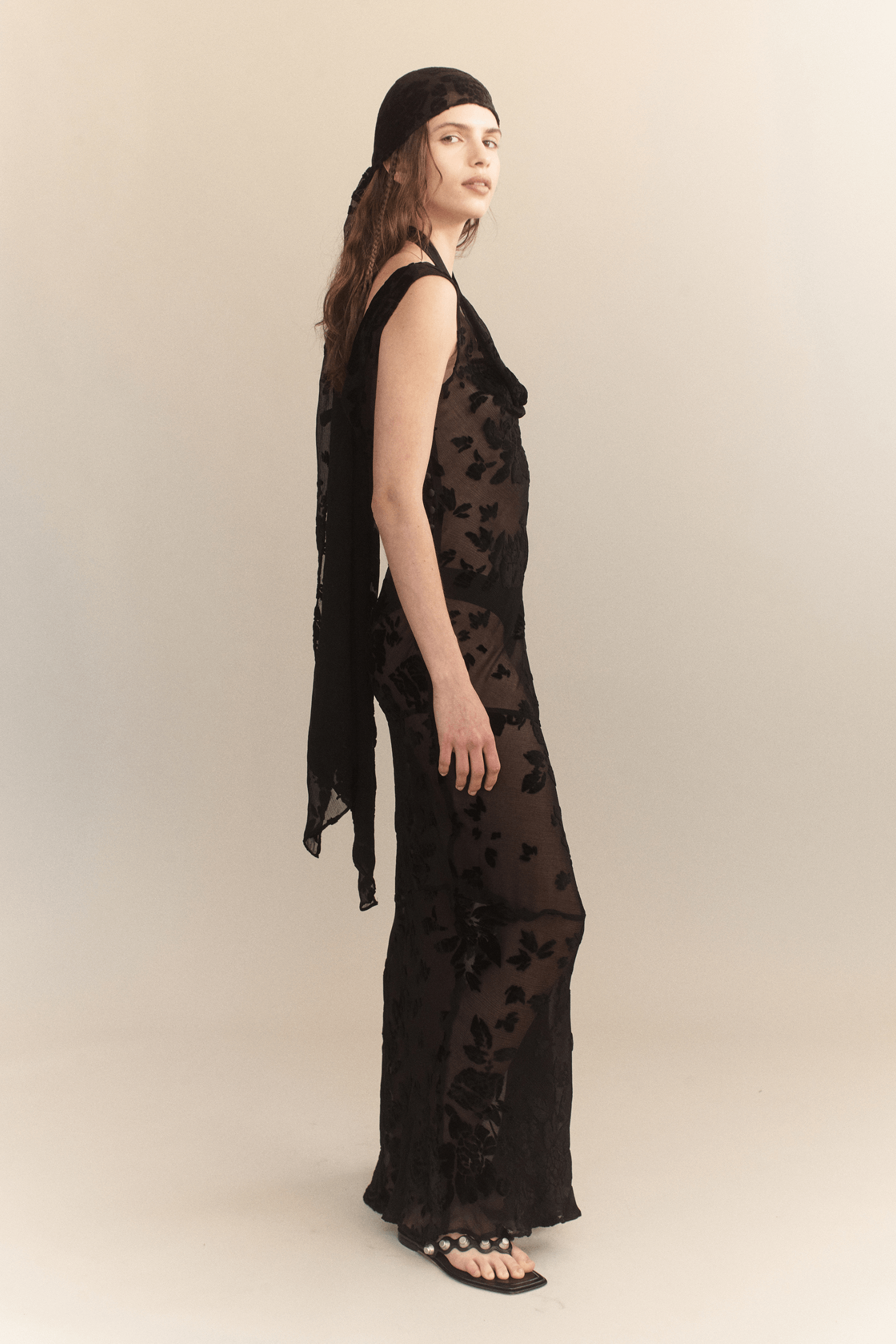 COURTNEY ZHENG SILK VELVET DEVORE DRESS |THE NEW TREND