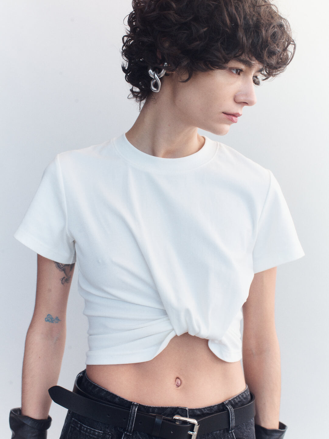 ELARA TUCK TEE