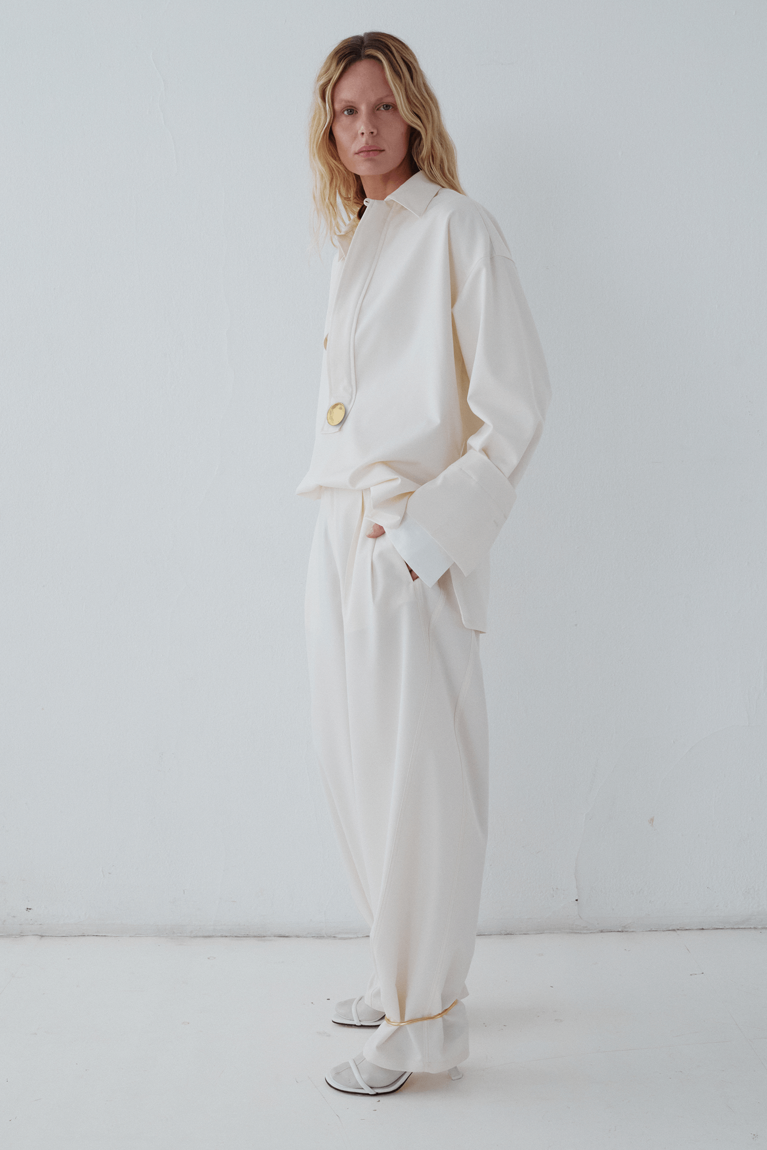 NOEL - LIGHT WOOL POLO TAILORED SHIRT WITH DETACHABLE PIN | THE NEW TREND