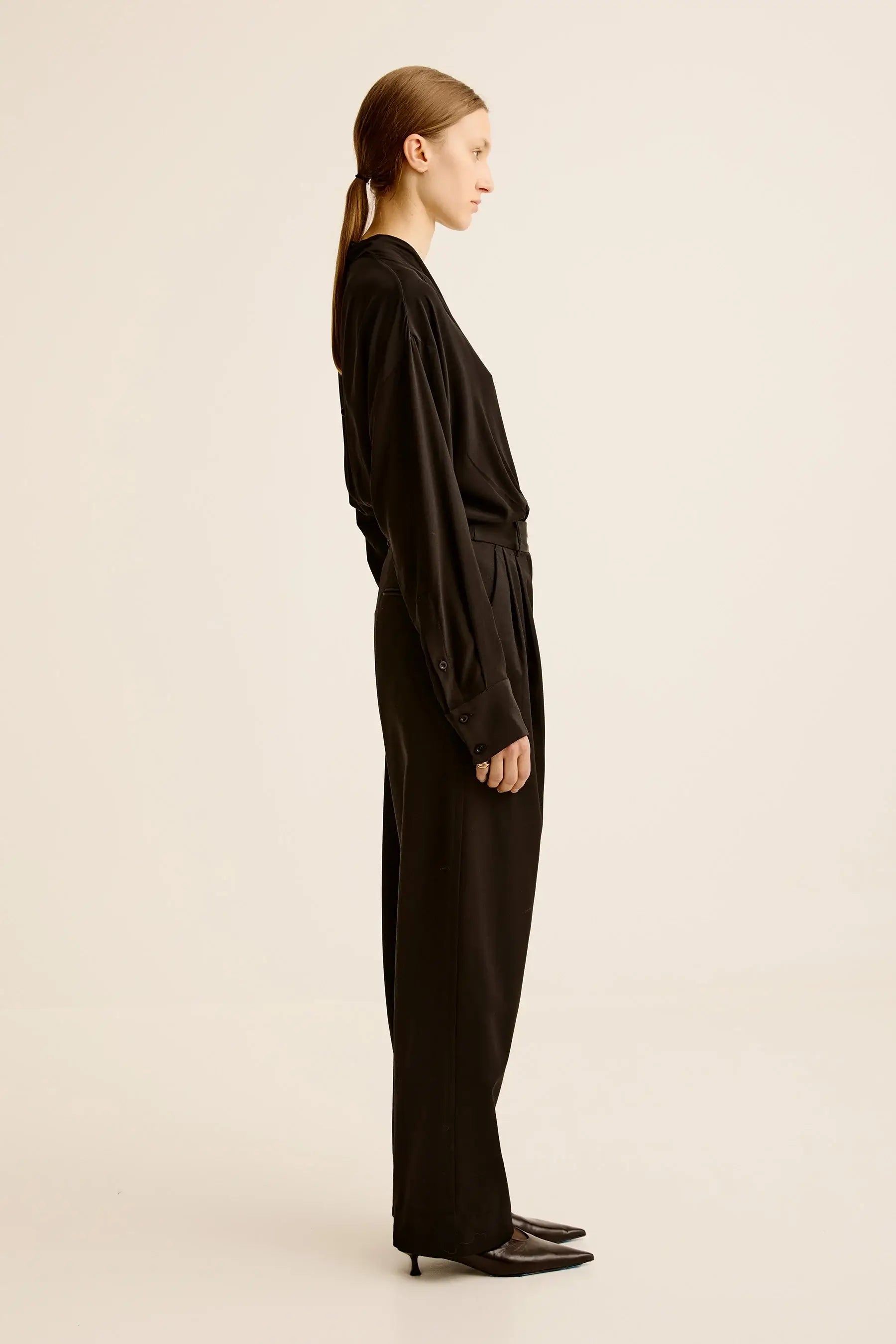  ESSE ILLI WRAP BODYSUIT IN BLACK | THE NEW TREND