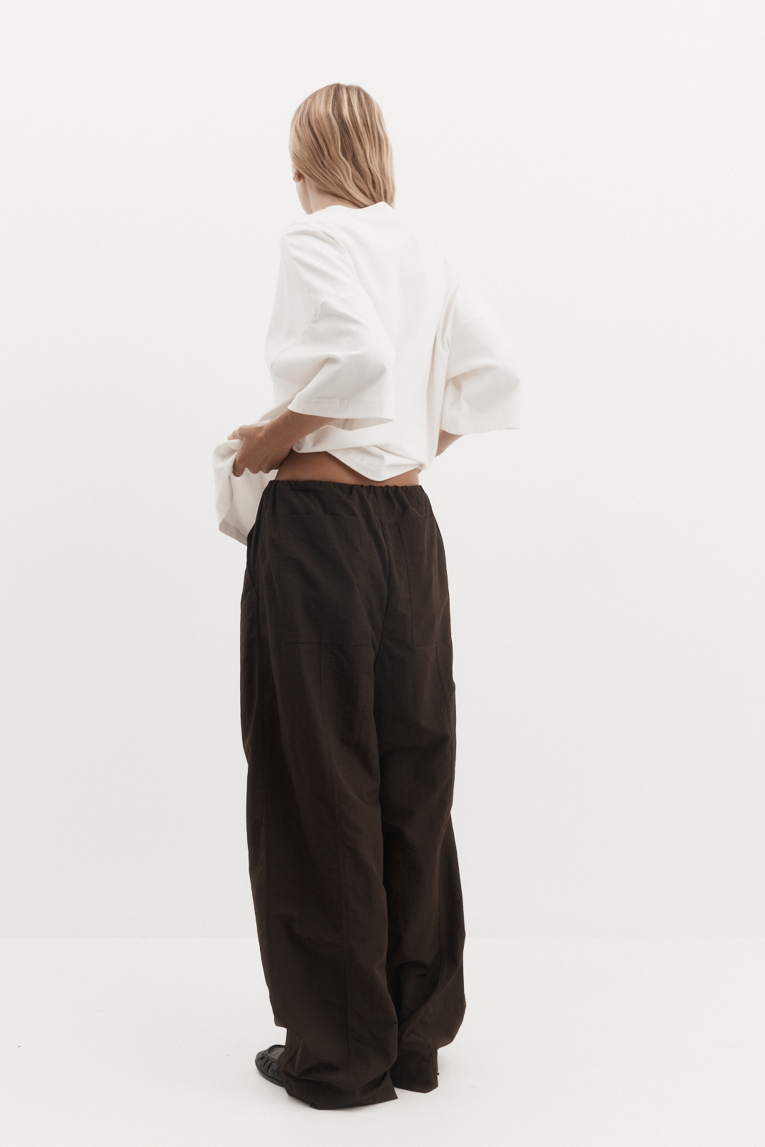 HARRIS TAPPER TANAKA TROUSER IN CACAO |  THE NEW TREND