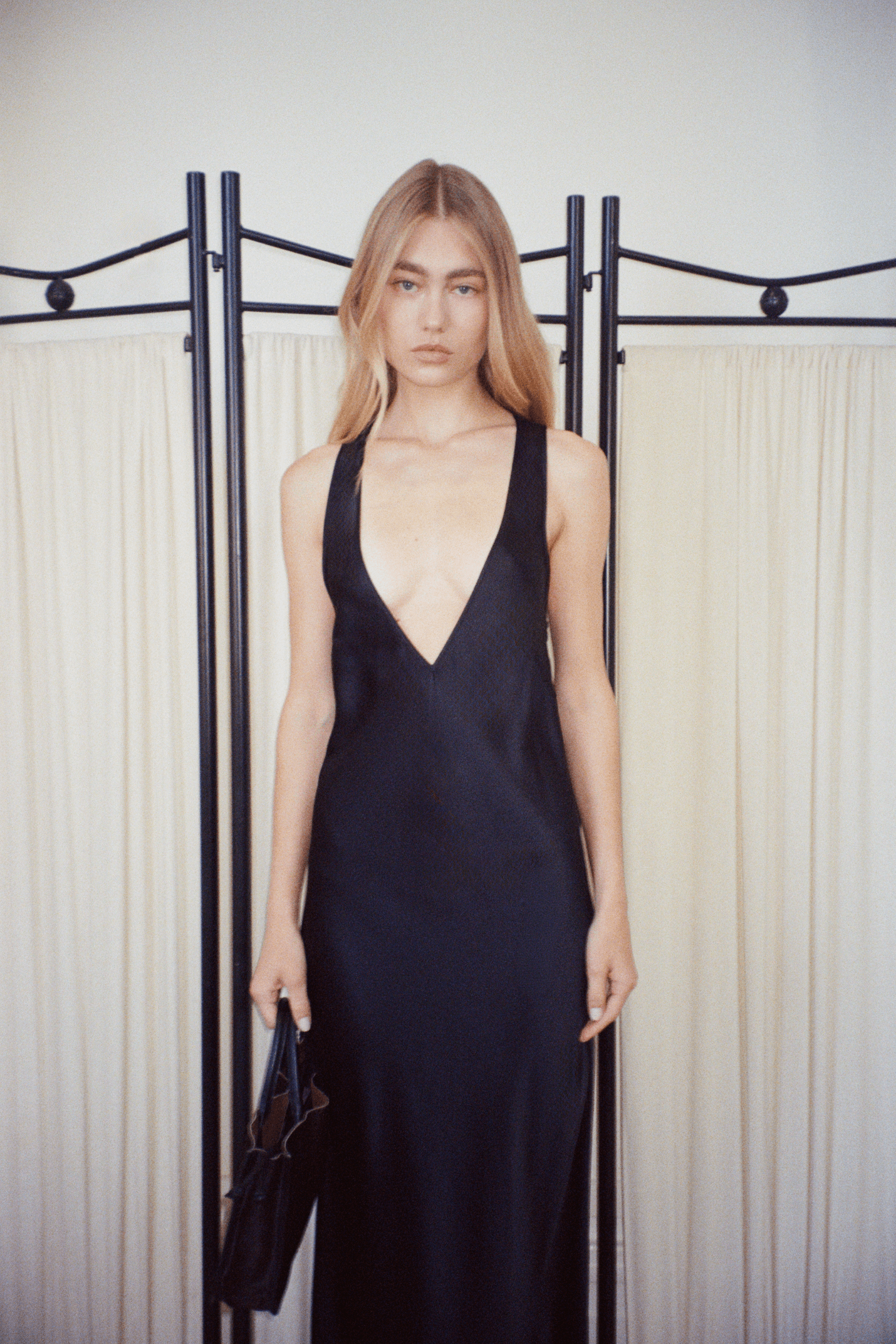 ALMOND NECKLINE MAXI