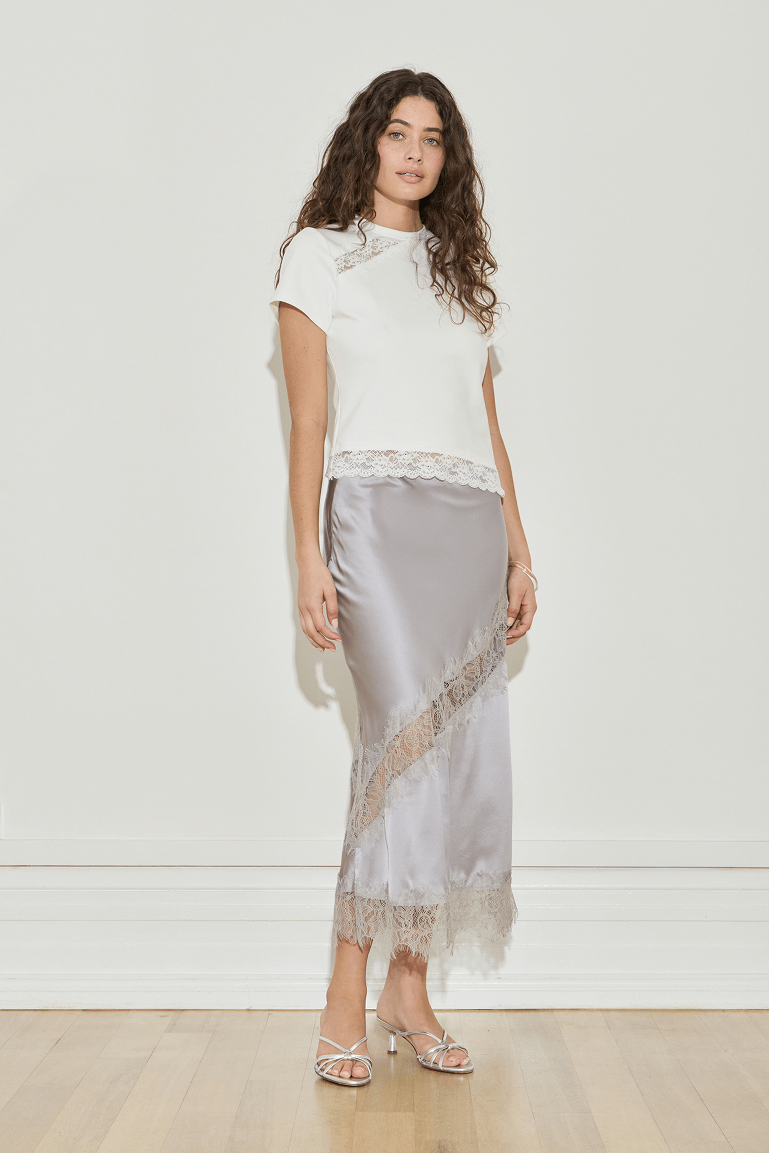 MAISON ESSENTIELE SILK LACE MIDI SKIRT | THE NEW TREND