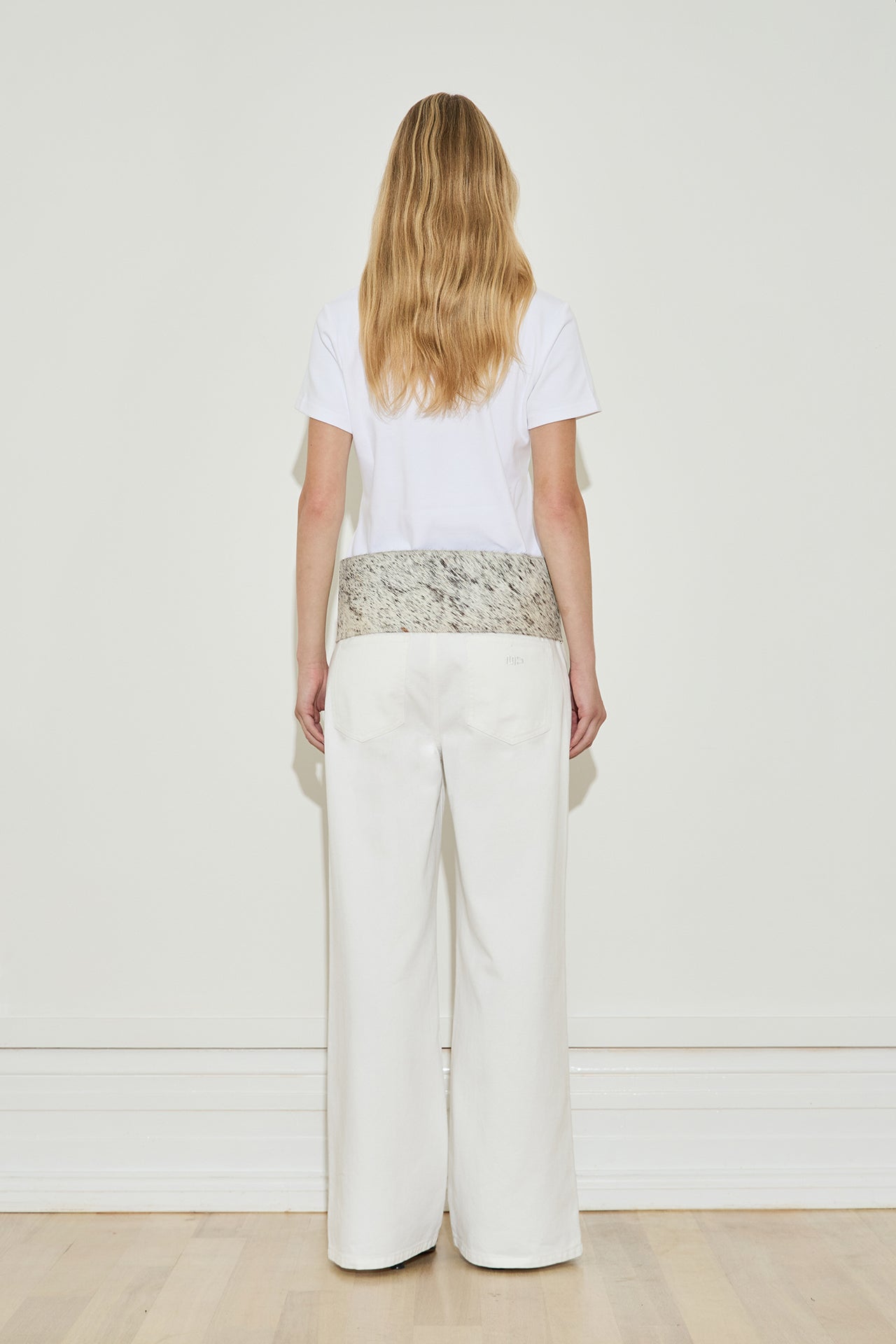 MAISON ESSENTIELE WIDE BELT | THE NEW TREND