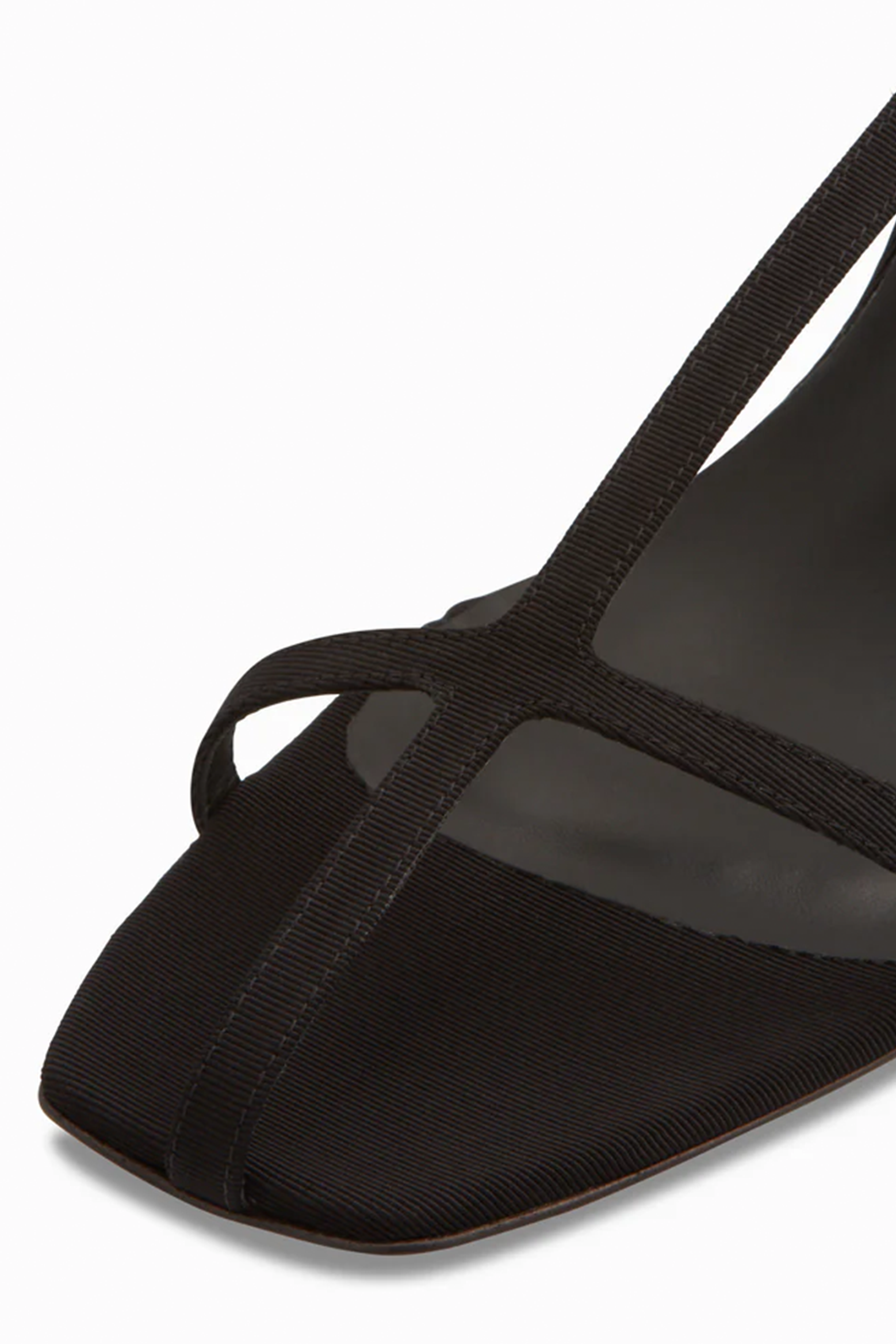 NEOUS JUMEL LEATHER SANDALS IN BLACK | THE NEW TREND
