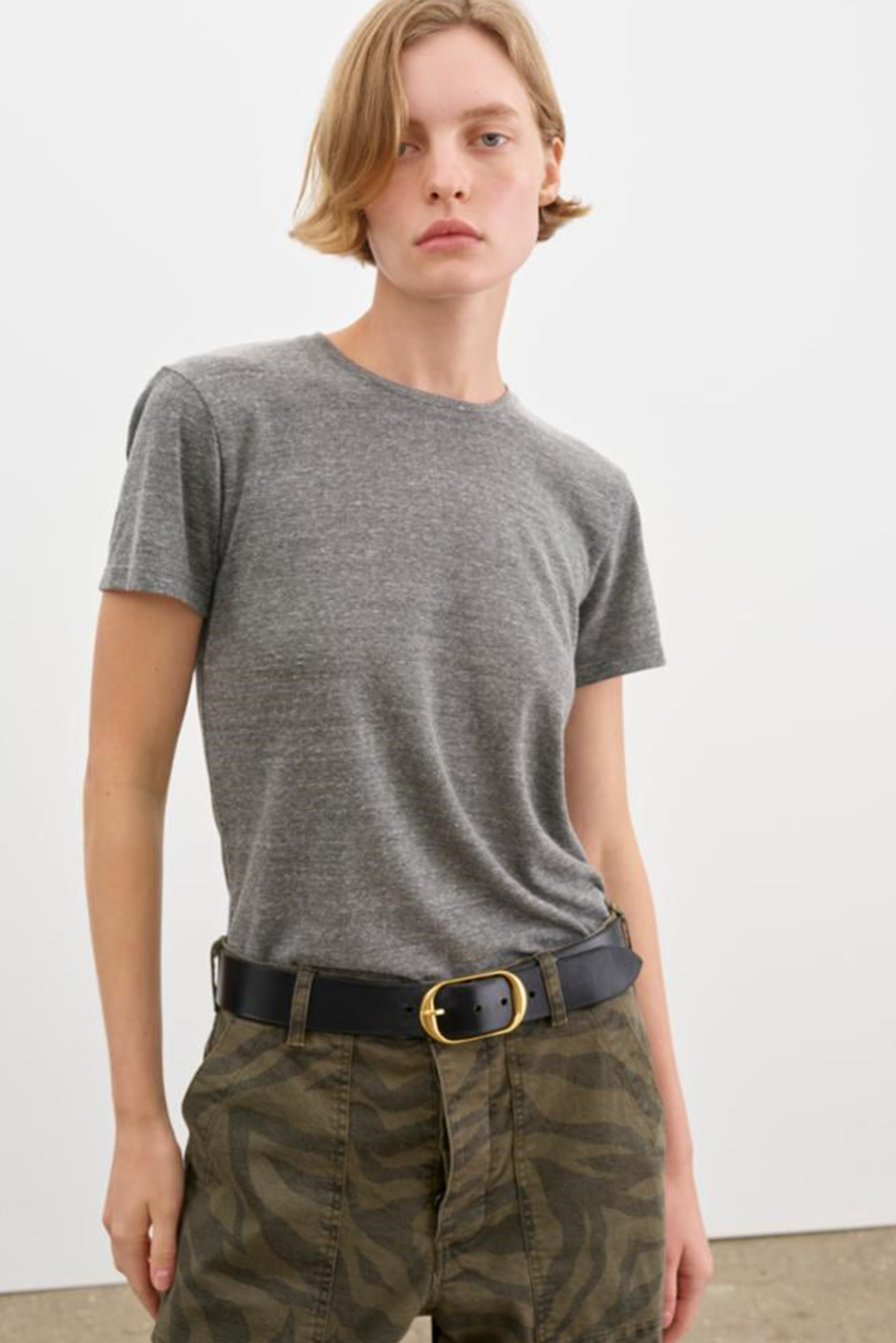 NILI LOTAN BRADY TEE IN HEATHER GREY | THE NEW TREND