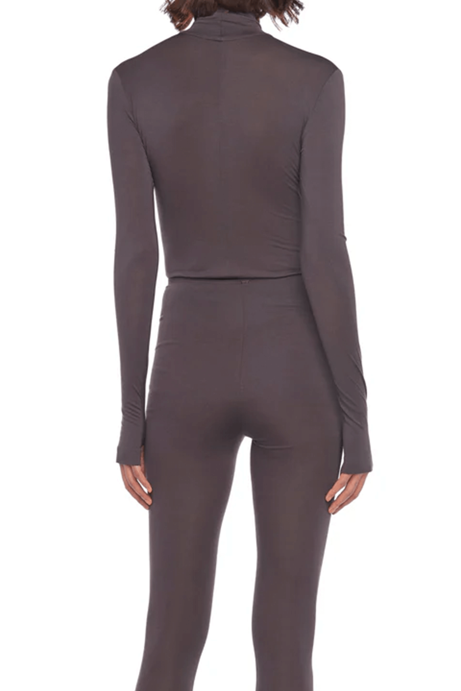 NORMA KAMALI SLIM FIT TURTLE NECK  CHOCOLATE | THE NEW TREND