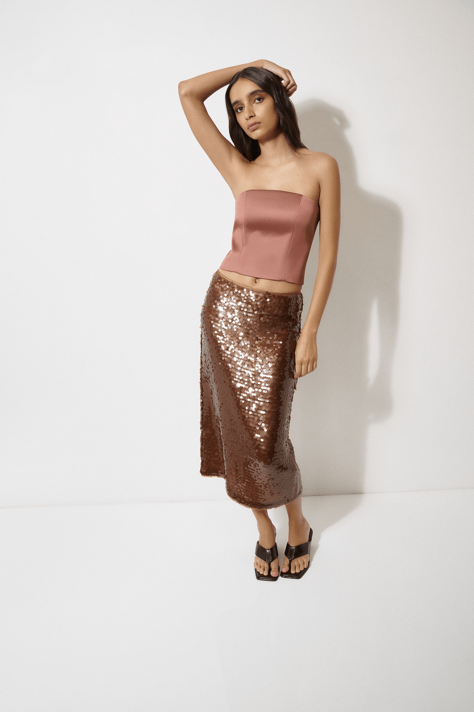 ONE OF OTHERS KENDALL SKIRT IN COFFEE | THE NEW TREND