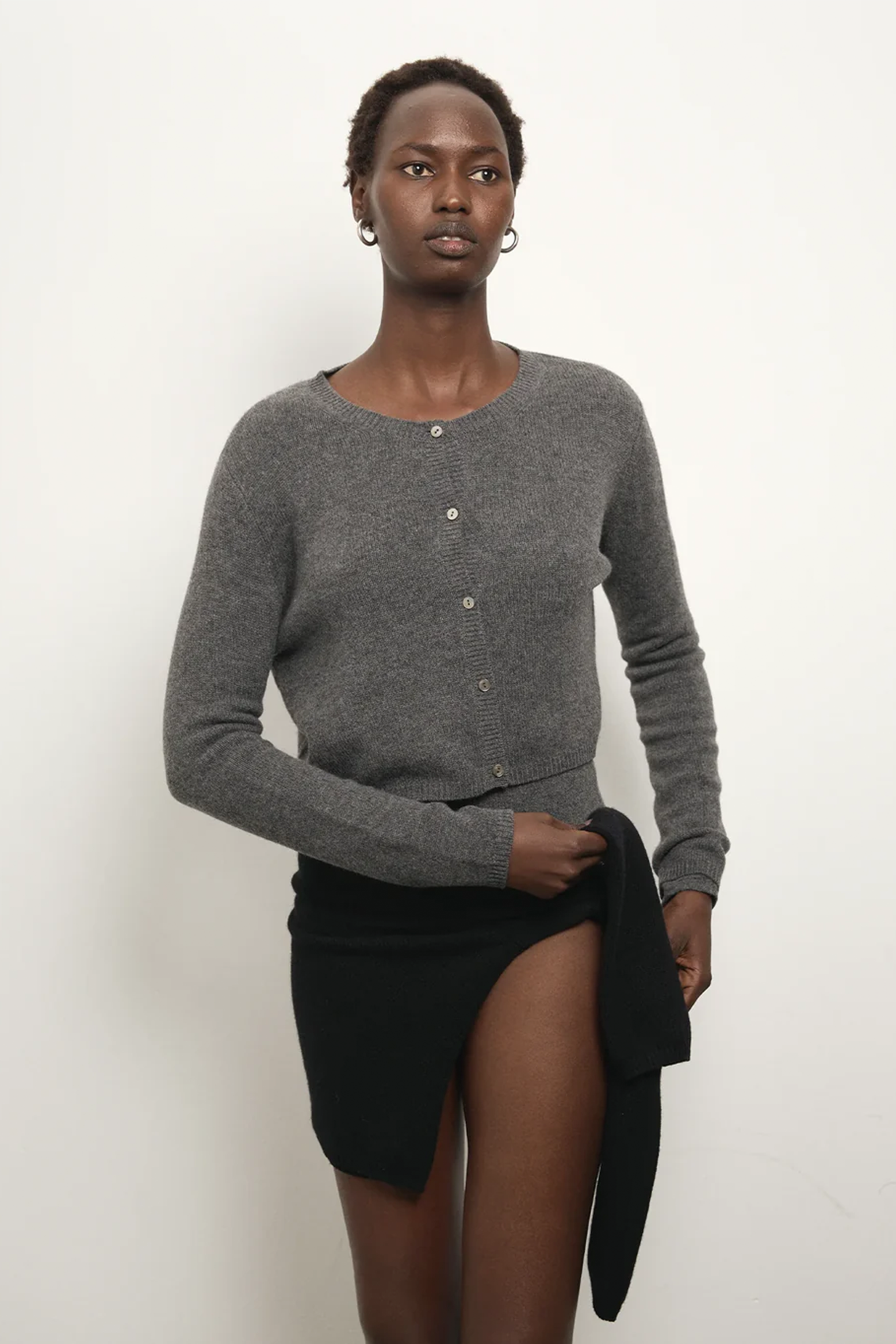 LOLA CARDIGAN CHARCOAL | THE NEW TREND