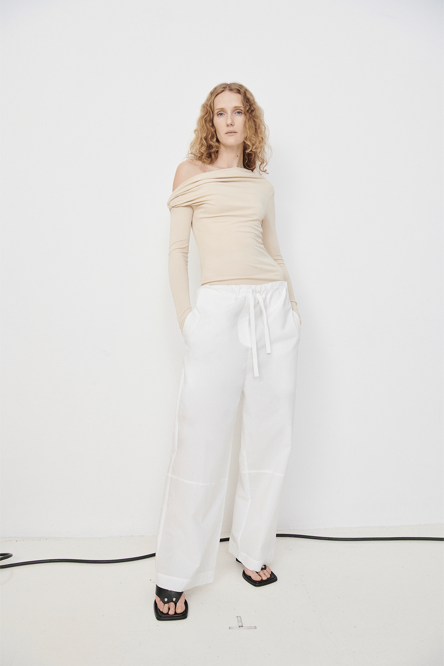 PAIRS GEORGIA MANAHOU TOP | THE NEW TREND