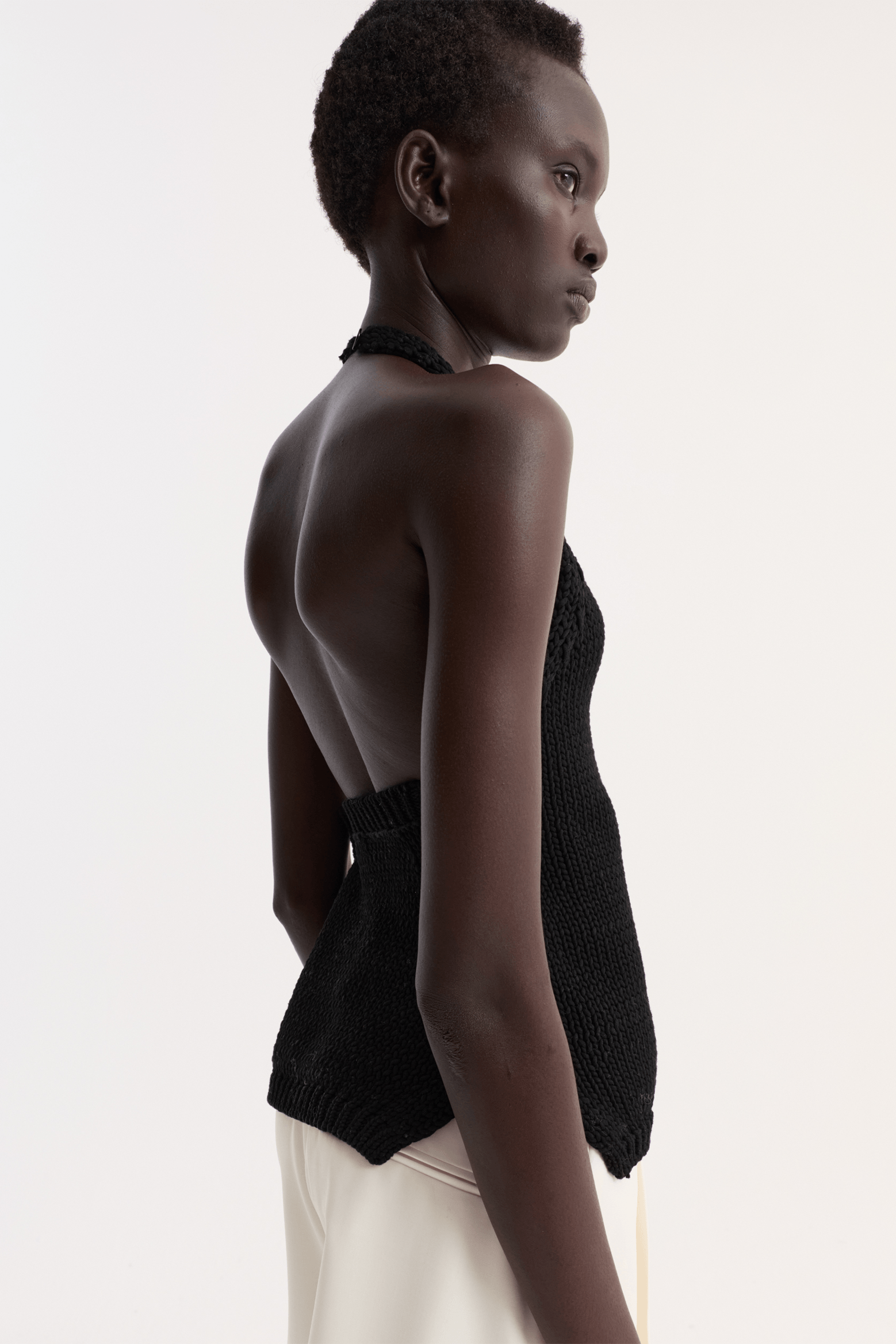 CHUNKY KNIT HALTER TOP