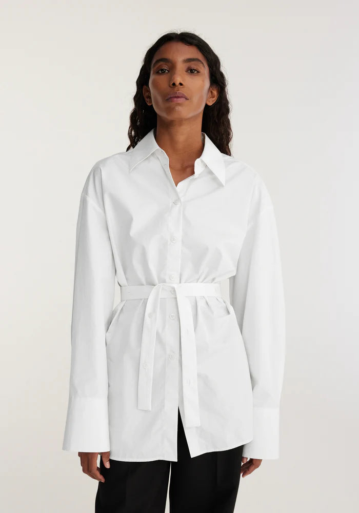 RÓHE DECONSTRUCTED POPLIN SHIRT | THE NEW TREND