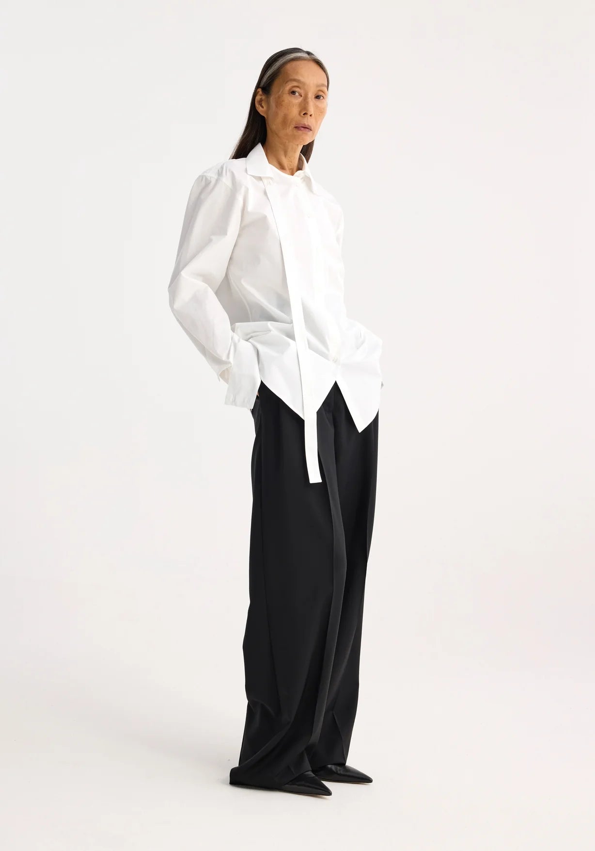 RÓHE DECONSTRUCTED POPLIN SHIRT | THE NEW TREND