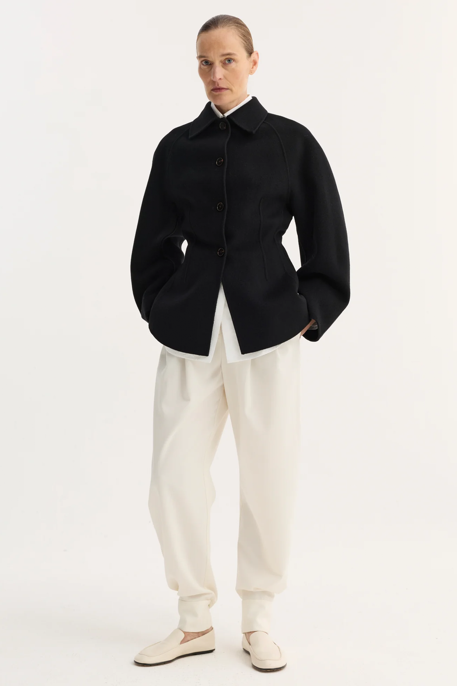 ROHE DOUBLE-FACED SCULPTURAL JACKET | THE NEW TREND