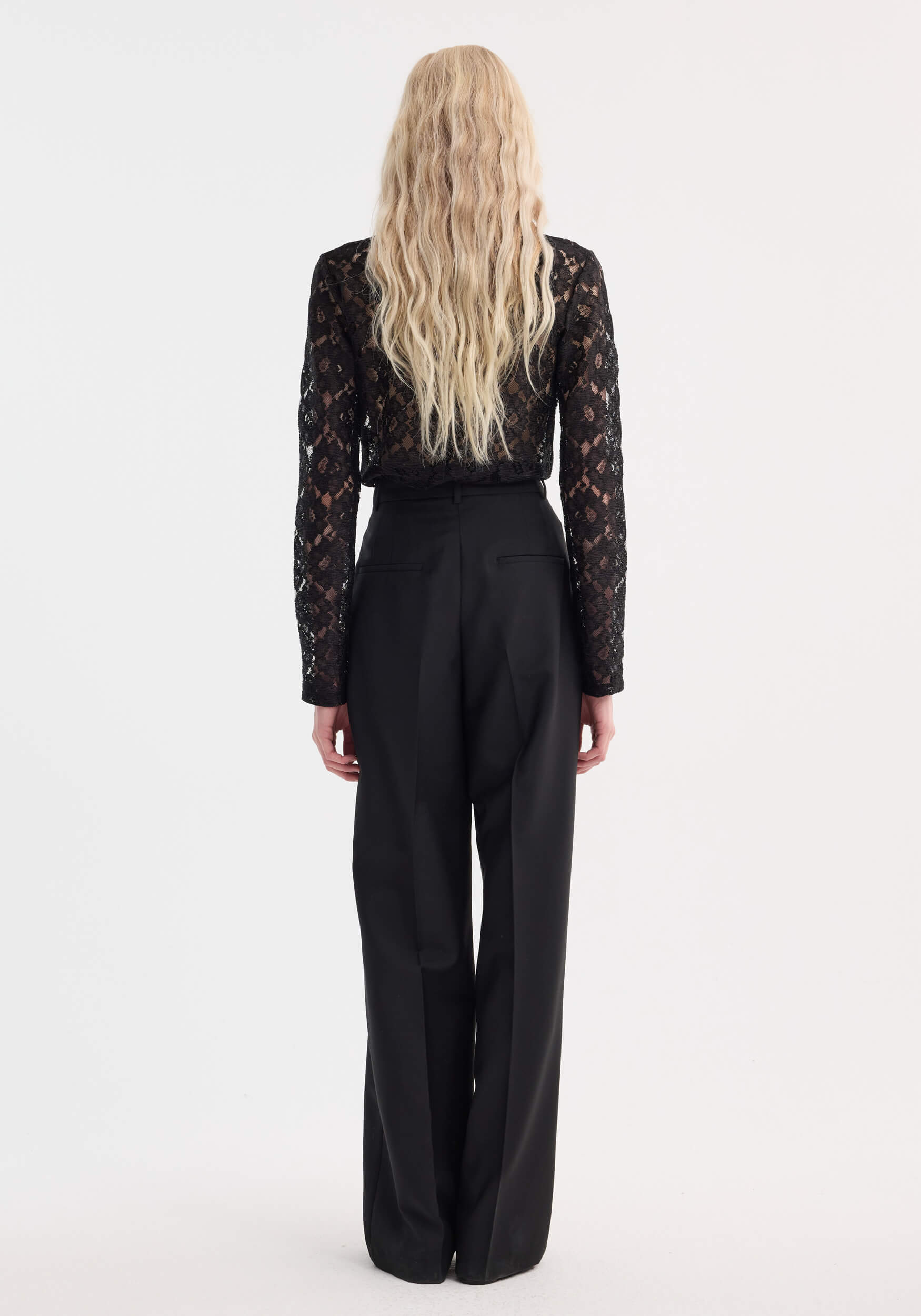 RÓHE LACE TURTLENECK TOP | THE NEW TREND