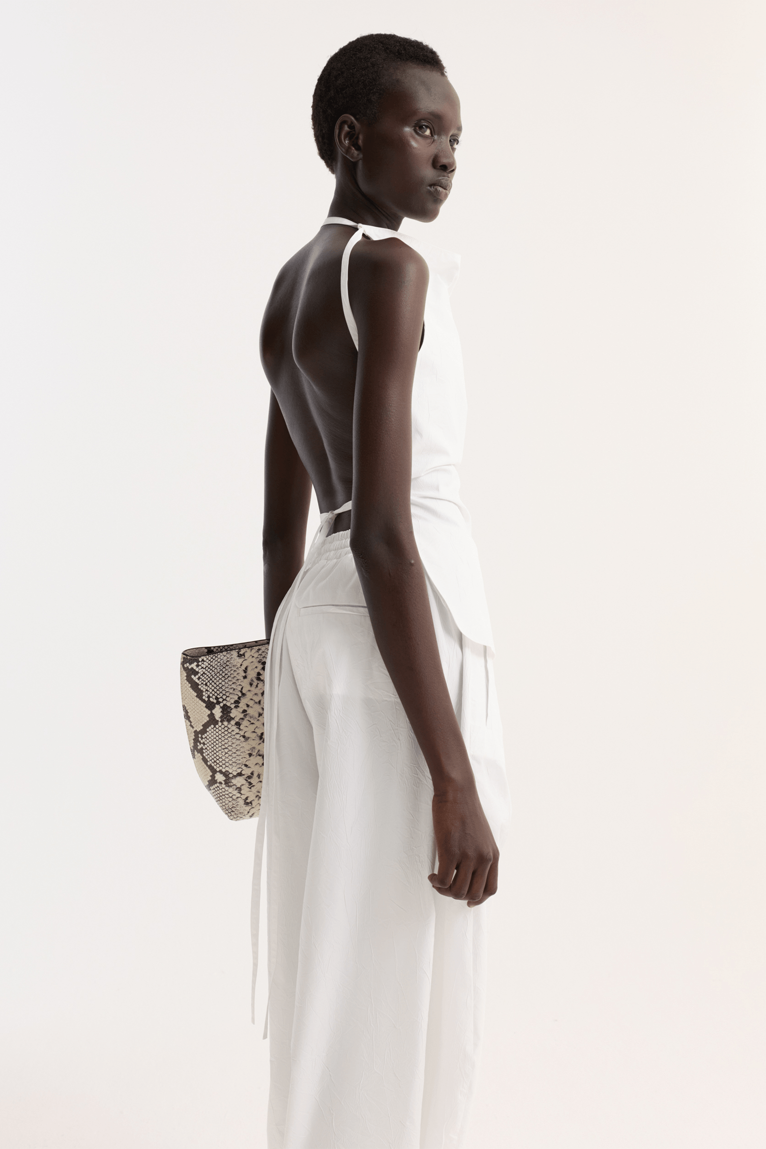OPEN BACK CRUSHED COTTON TOP